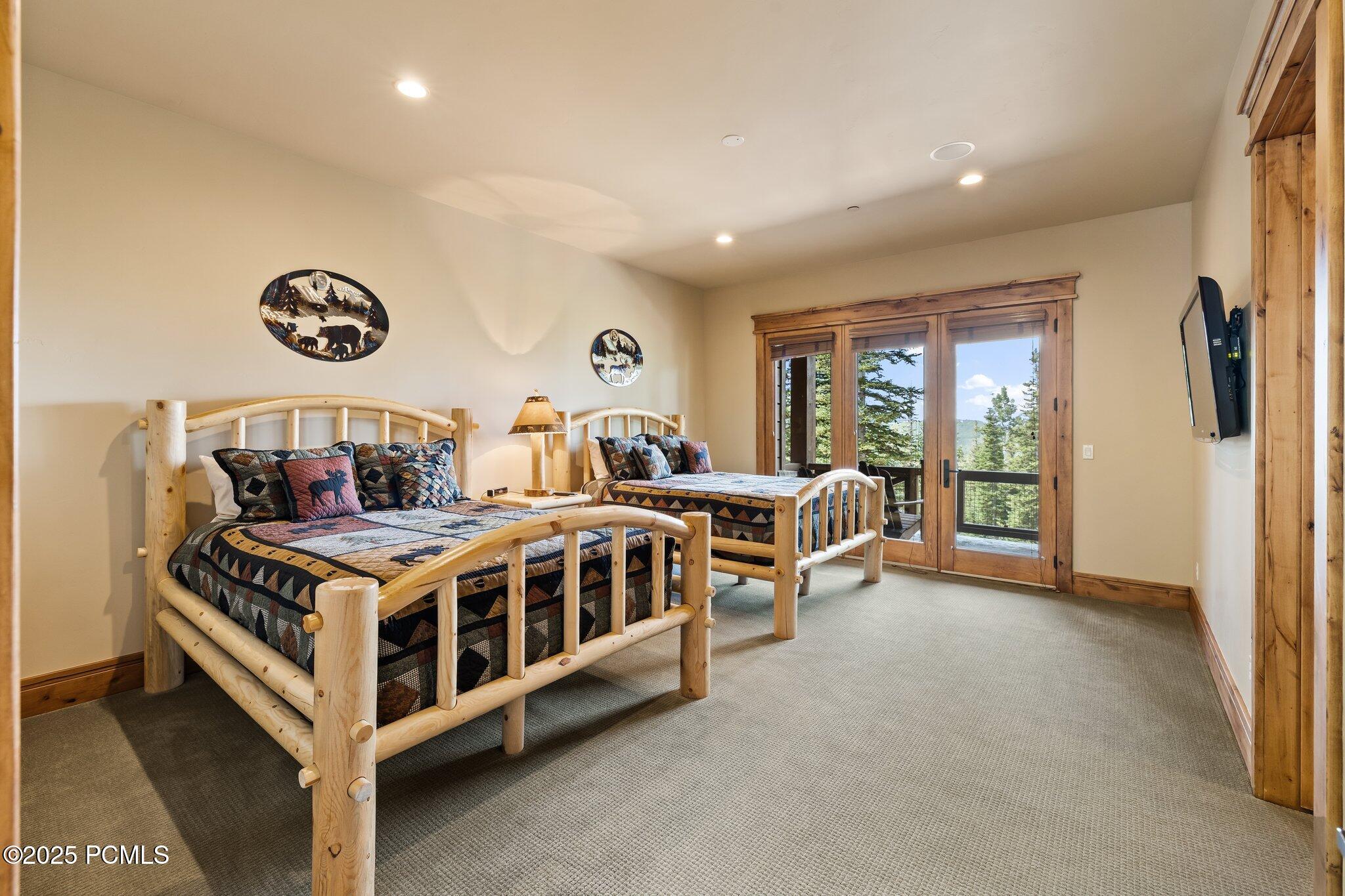 Park City, Utah 84060, United States, 5 Bedrooms Bedrooms, ,8 BathroomsBathrooms,Residential,Active,180225