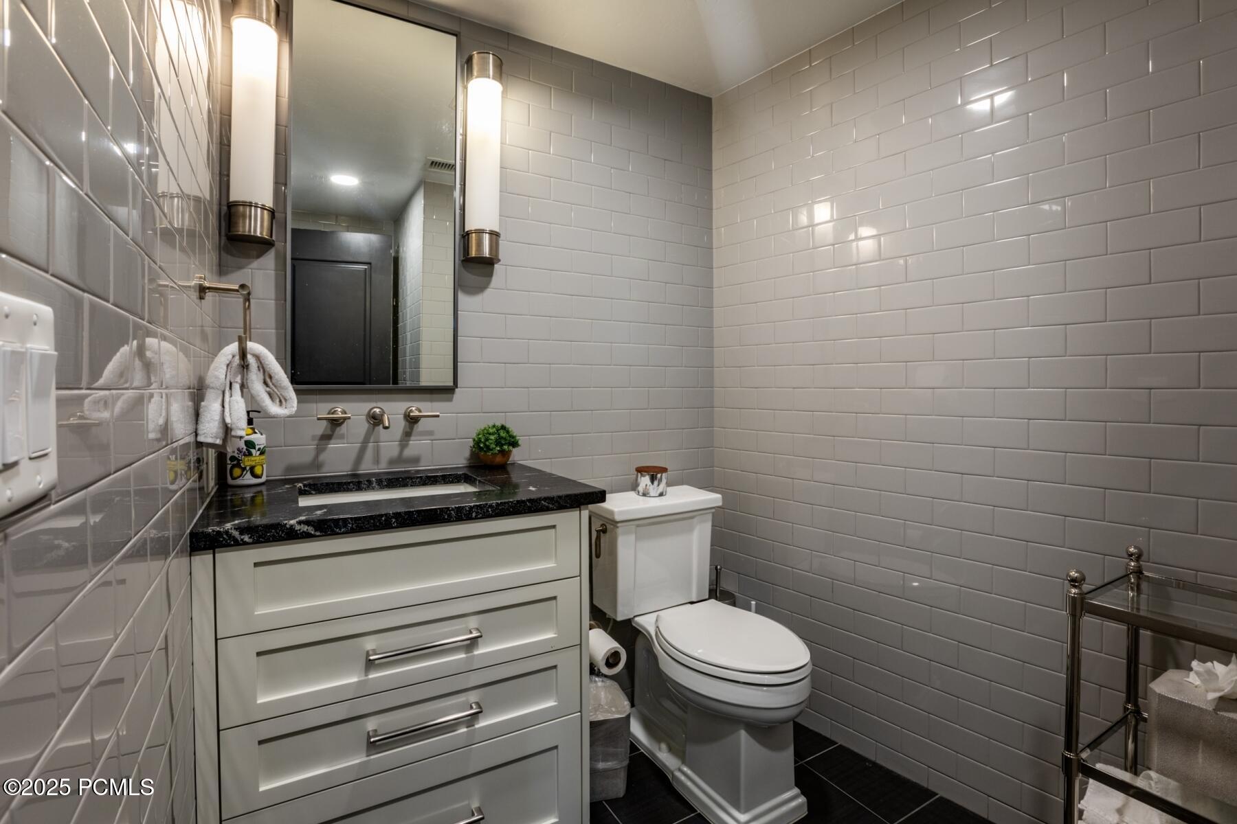 Park City, Utah 84060, United States, 1 Bedroom Bedrooms, ,2 BathroomsBathrooms,Residential,Active,20214