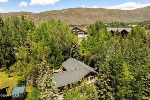 Homes For Sale - 3452 W Saddleback Road<br/> Park City, UT 84098