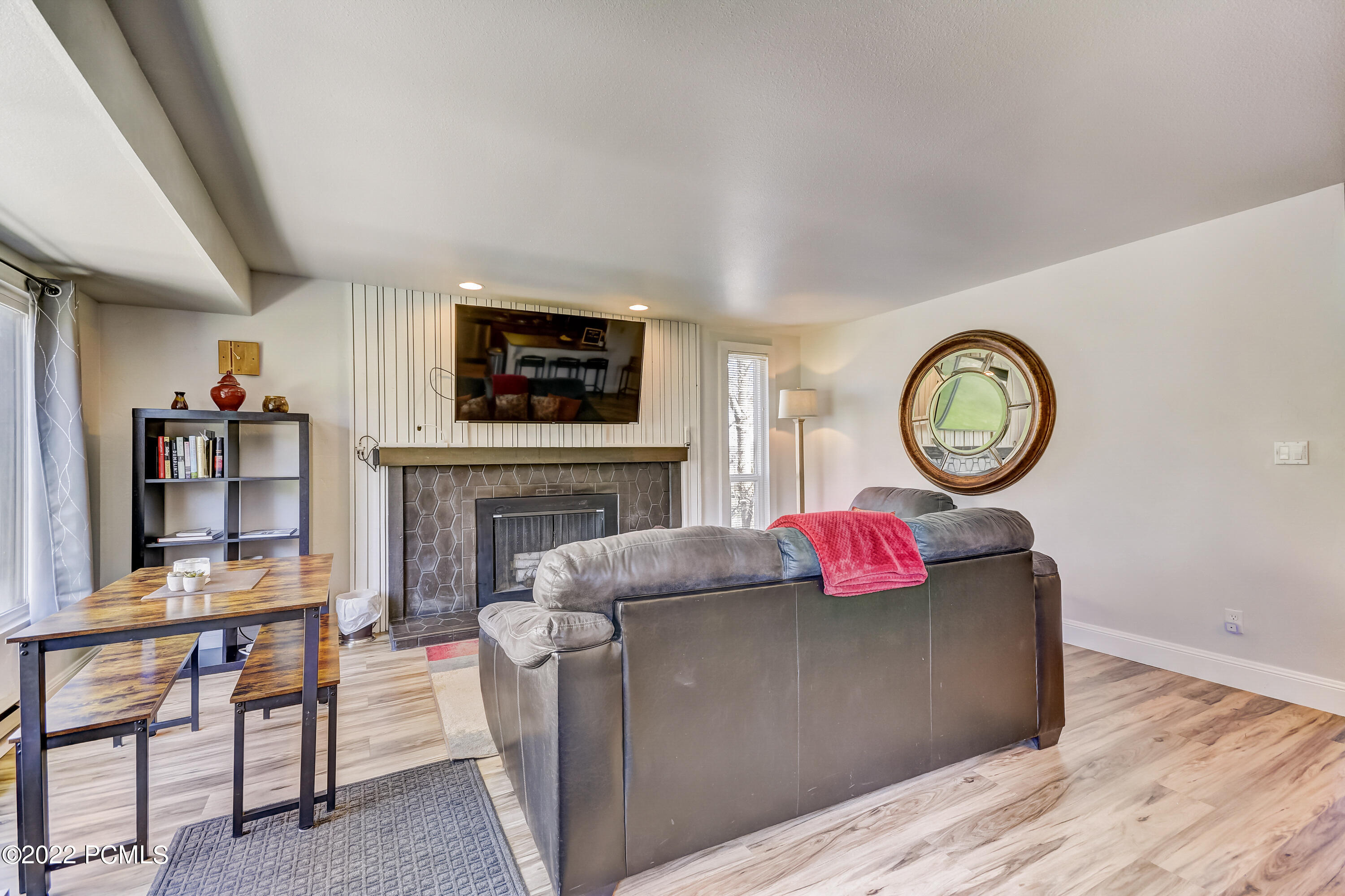 1637 Village Round Drive #APT 8, Park City, Utah image 5