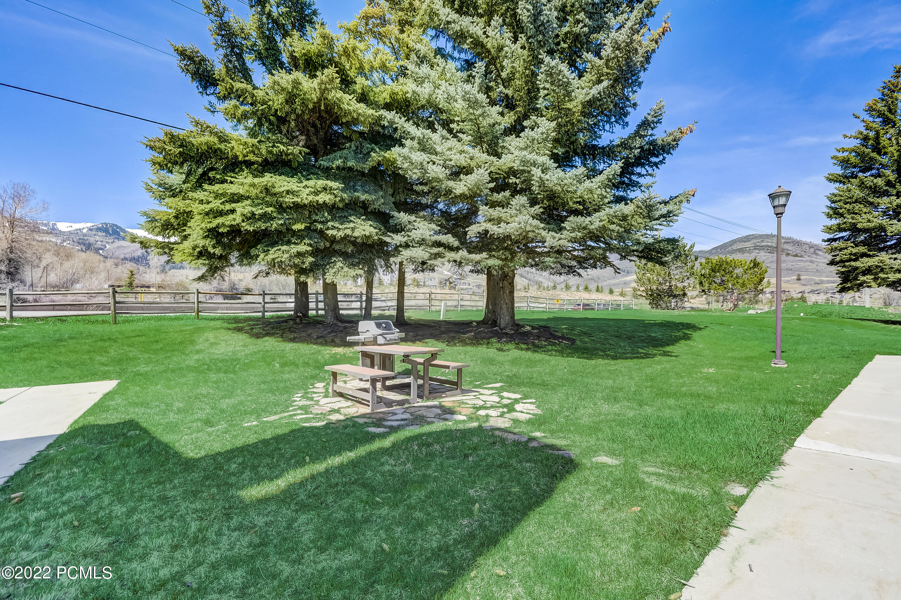 1637 Village Round Drive #APT 8, Park City, Utah image 23