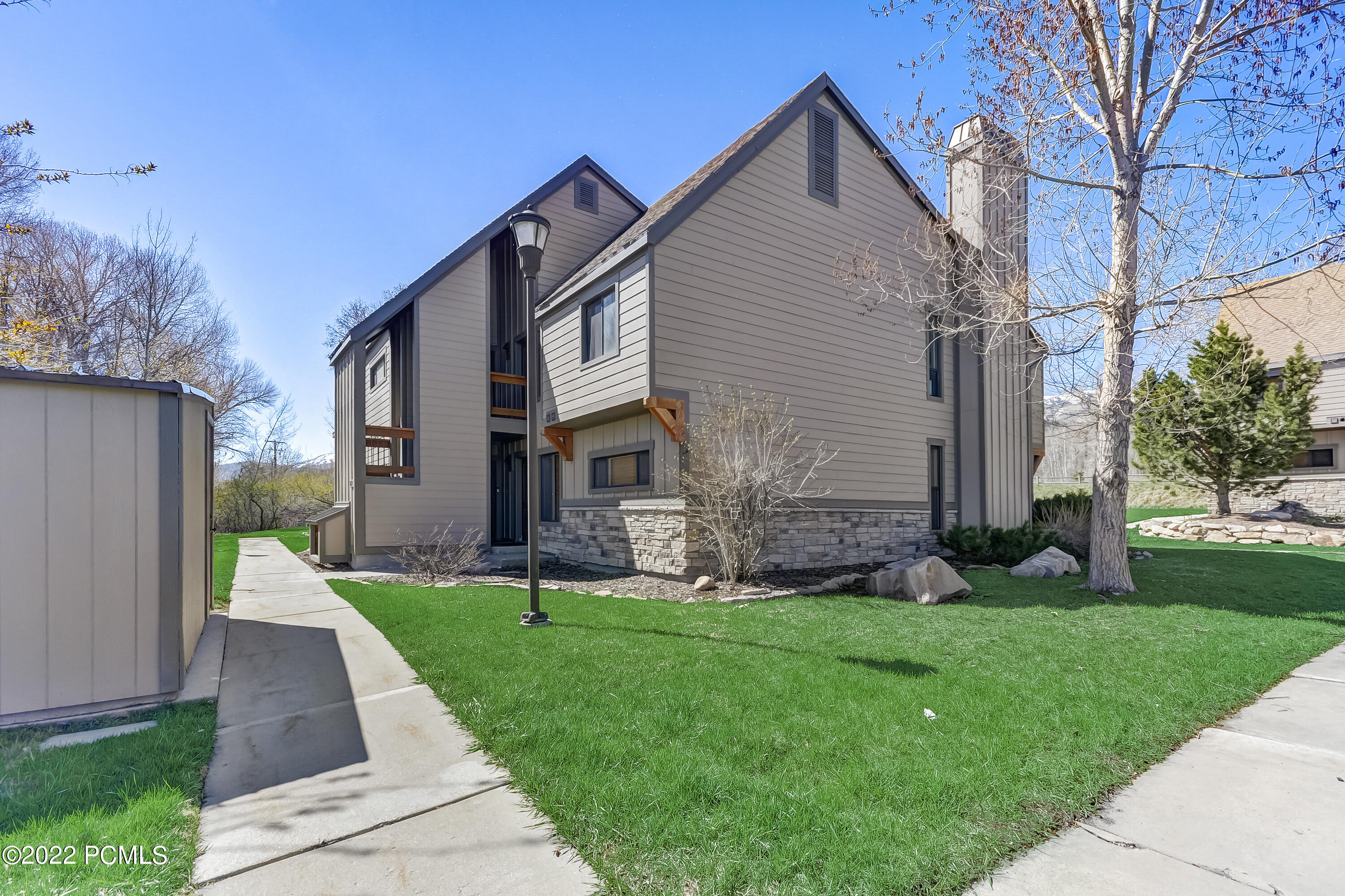 1637 Village Round Drive #APT 8, Park City, Utah image 2