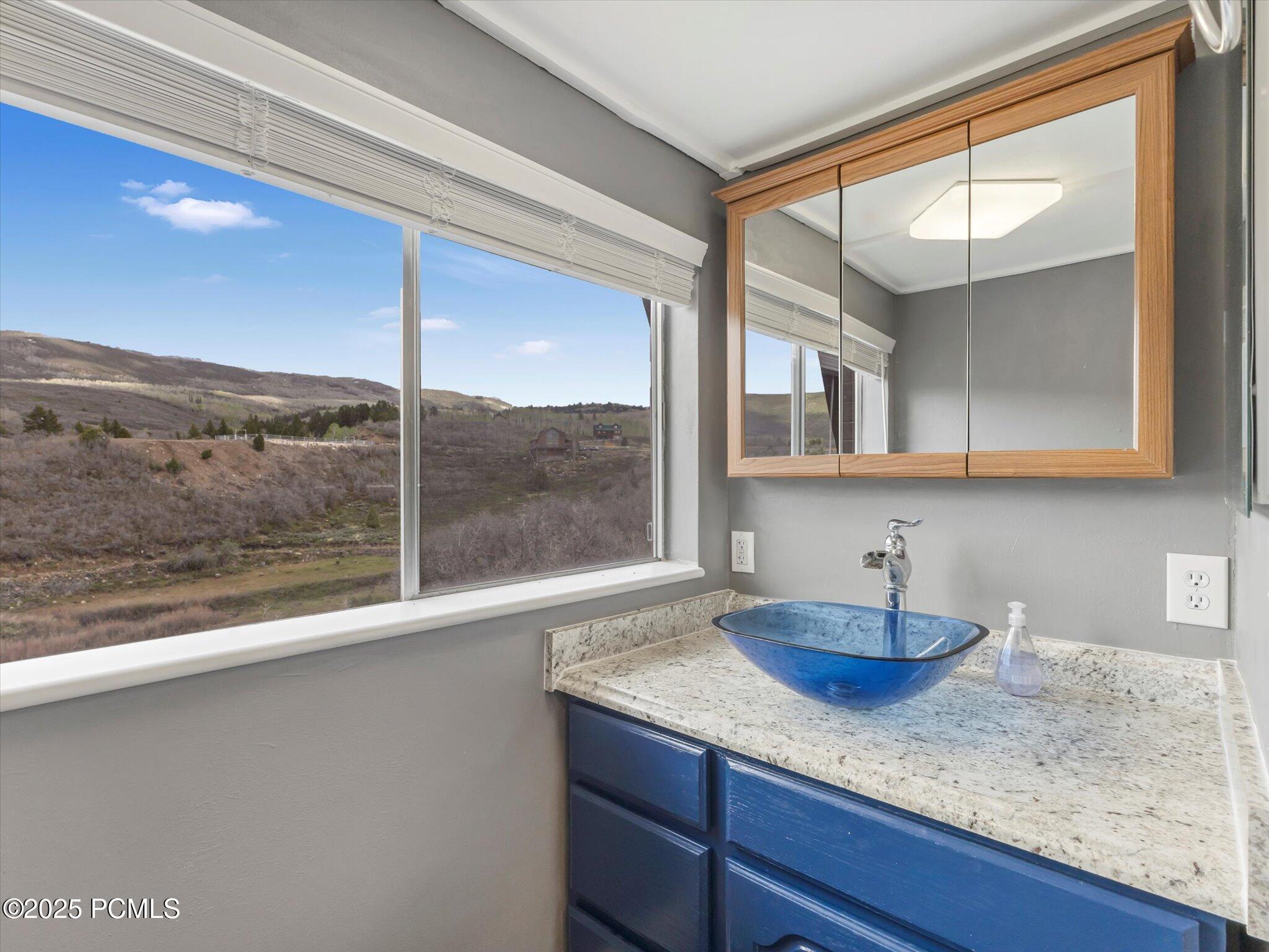 10019 Ridge Pine Rd Dr, Heber City, Utah image 16