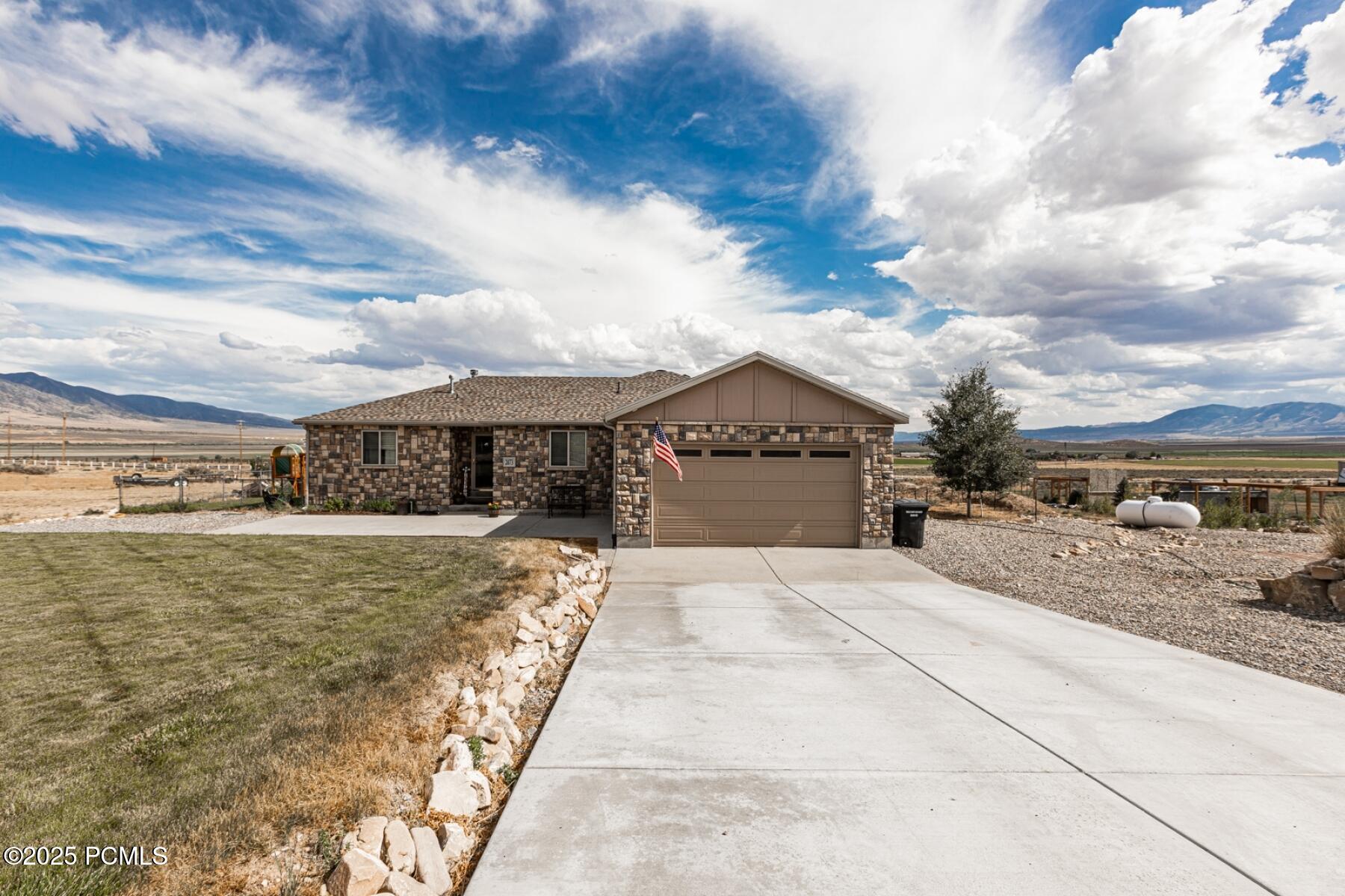 2473 W Rim Rock Drive, Stockton, Utah image 32