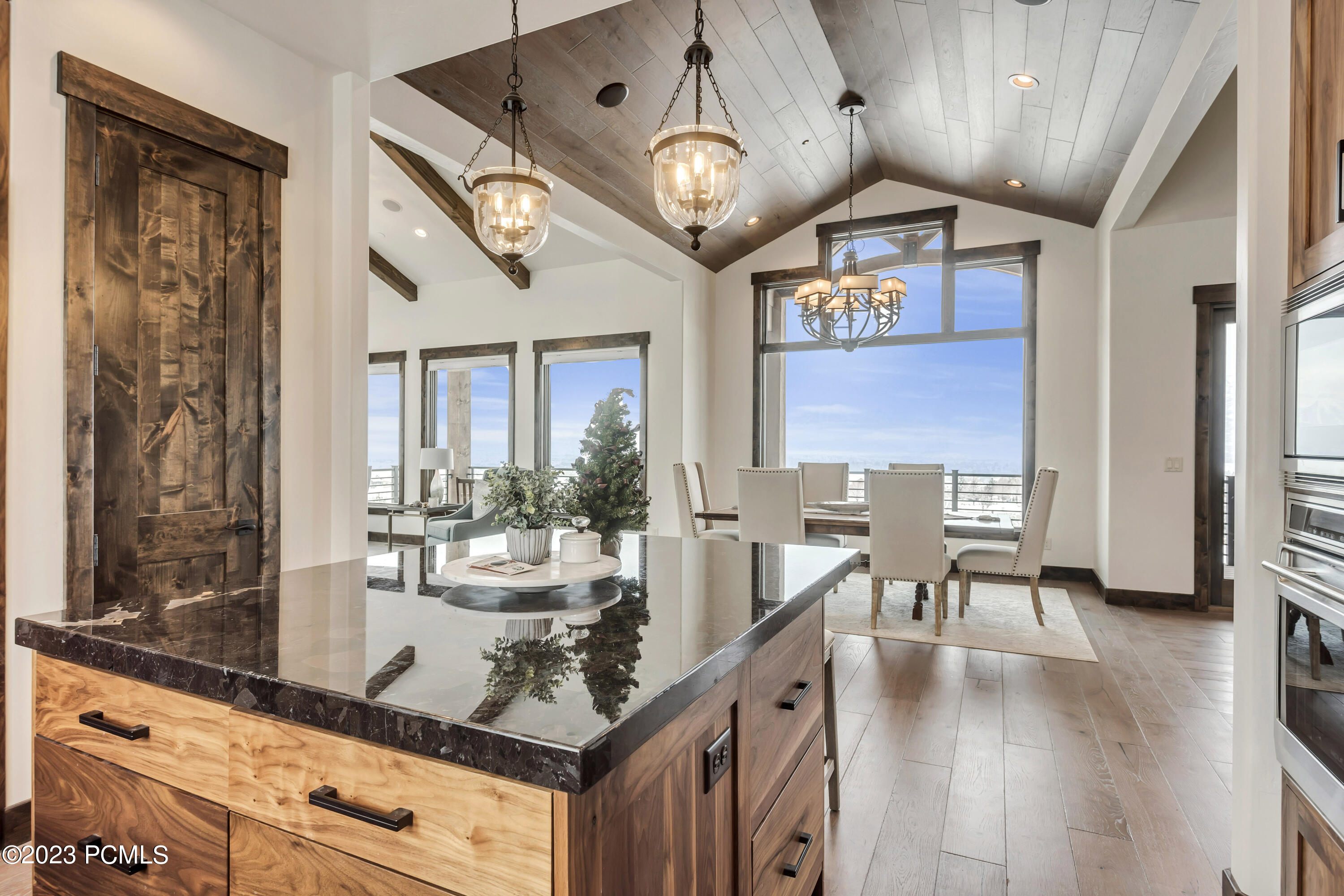 1075 N Oquirrh Mountain Drive, Heber City, Utah image 18