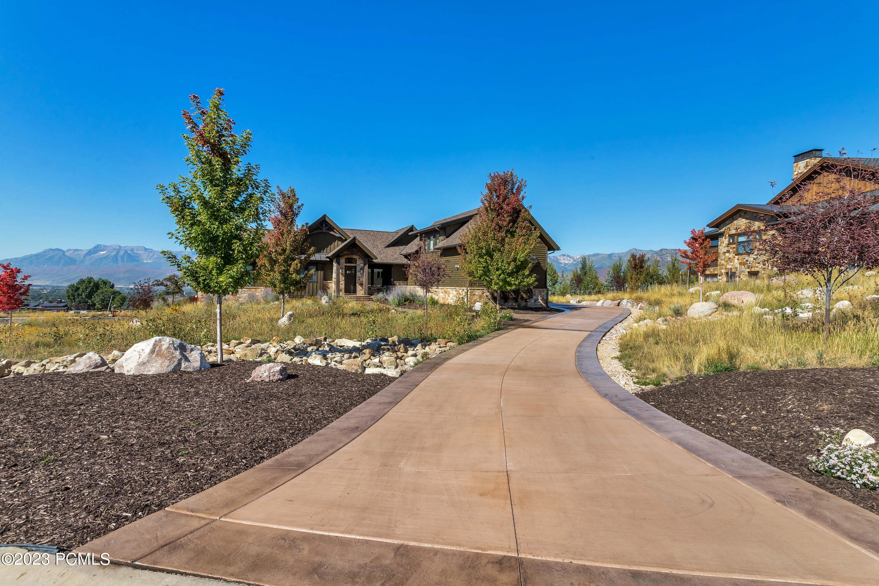 1075 N Oquirrh Mountain Drive, Heber City, Utah image 5