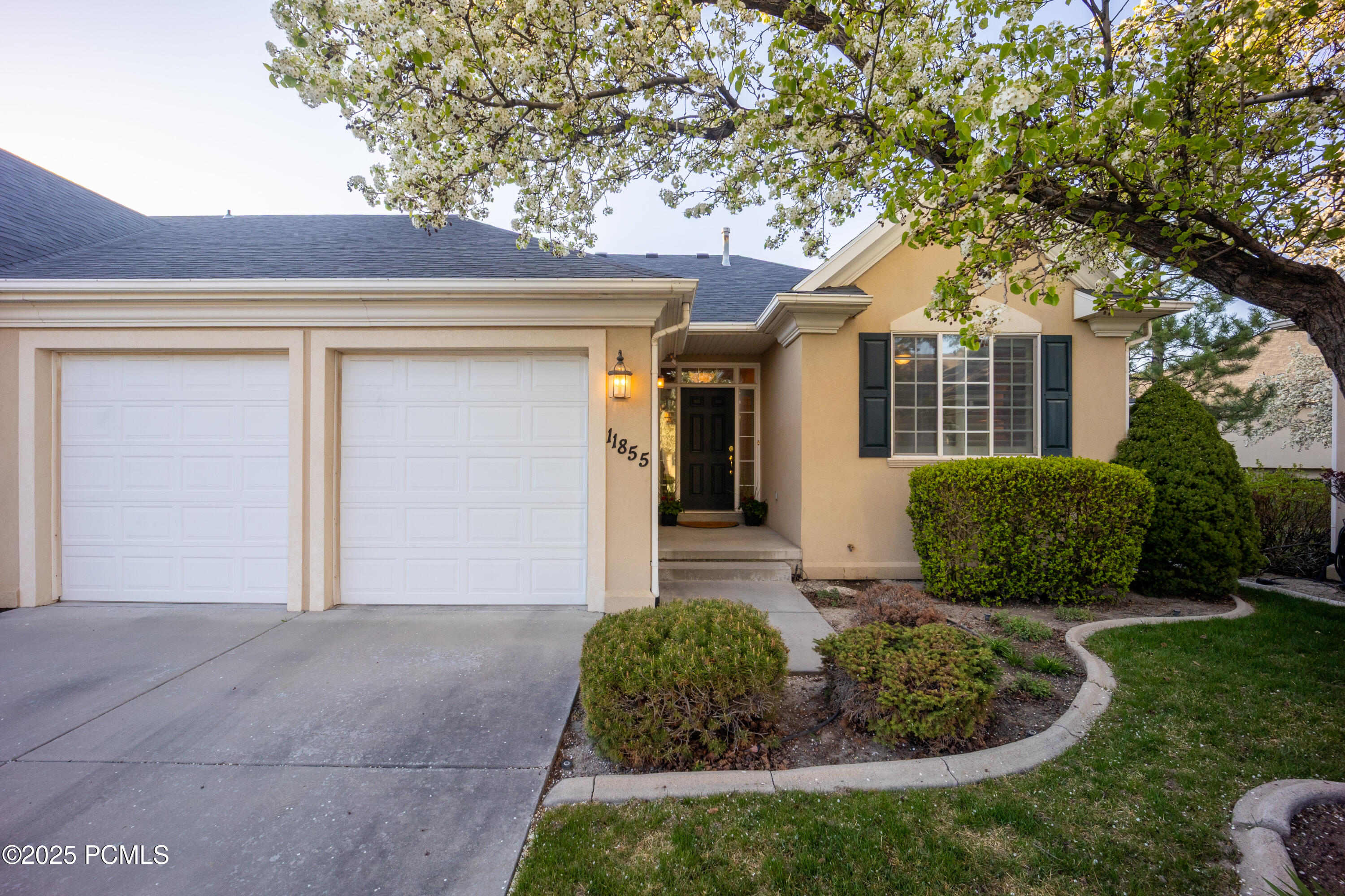11855 Cottage Side Way, Draper, Utah image 46
