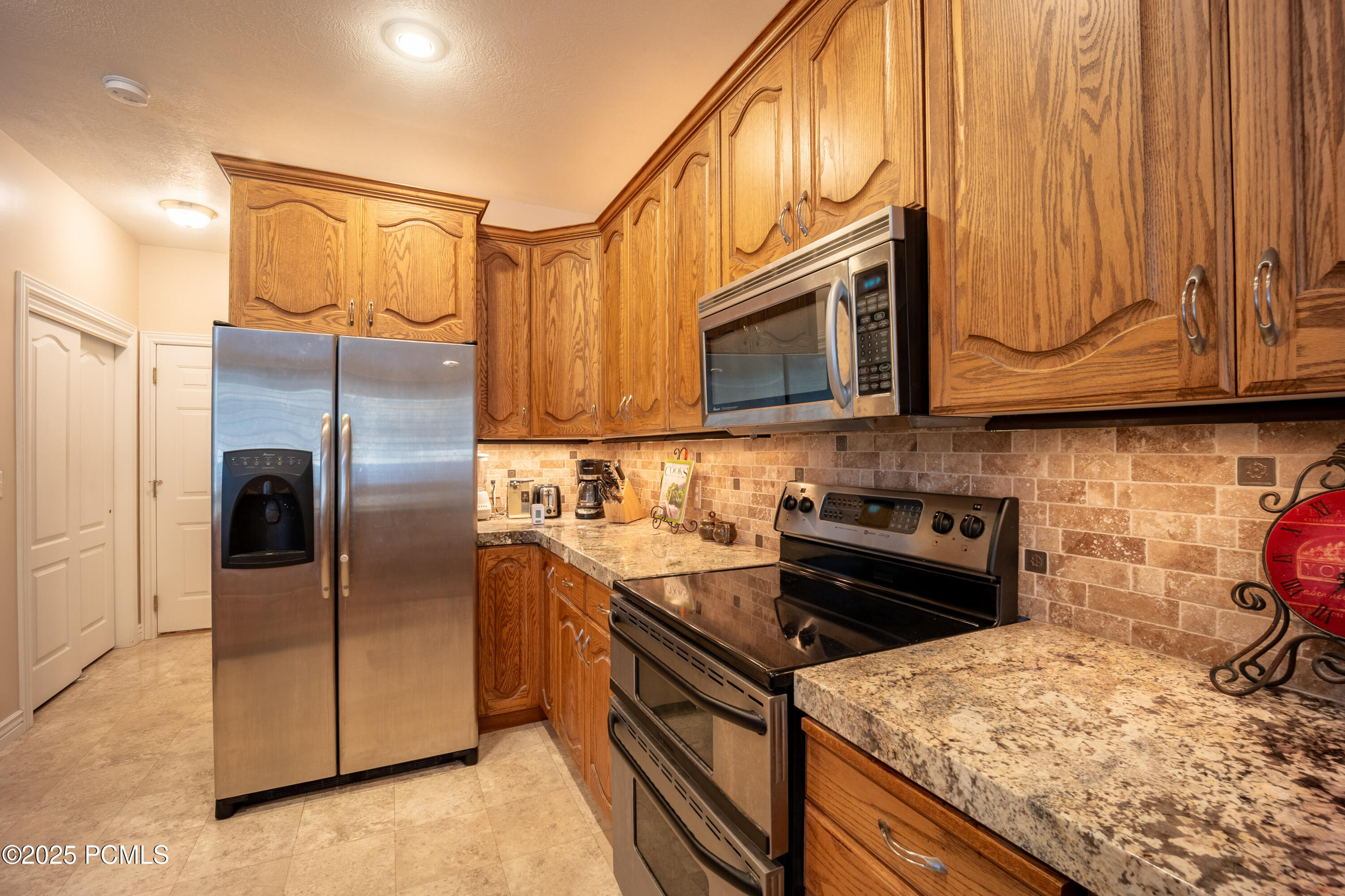 11855 Cottage Side Way, Draper, Utah image 13