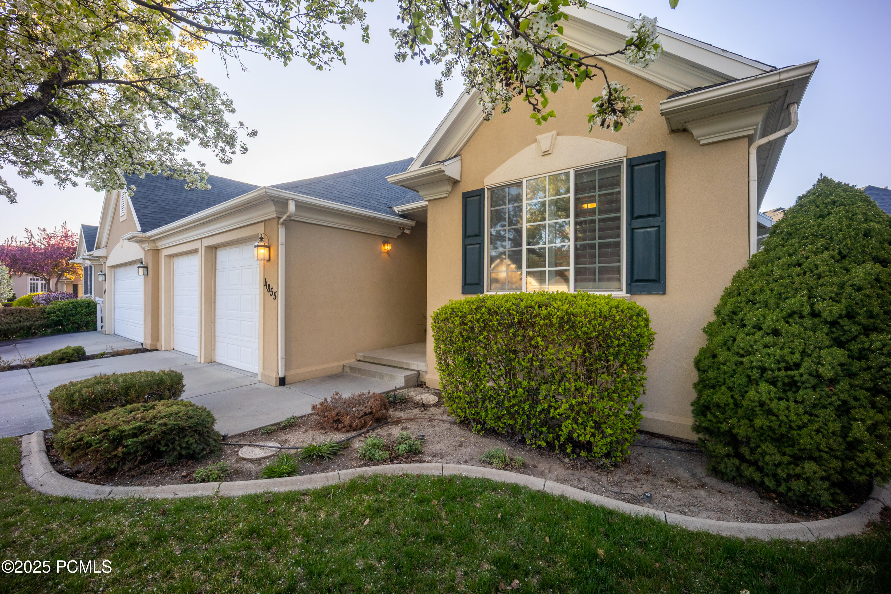 11855 Cottage Side Way, Draper, Utah image 35