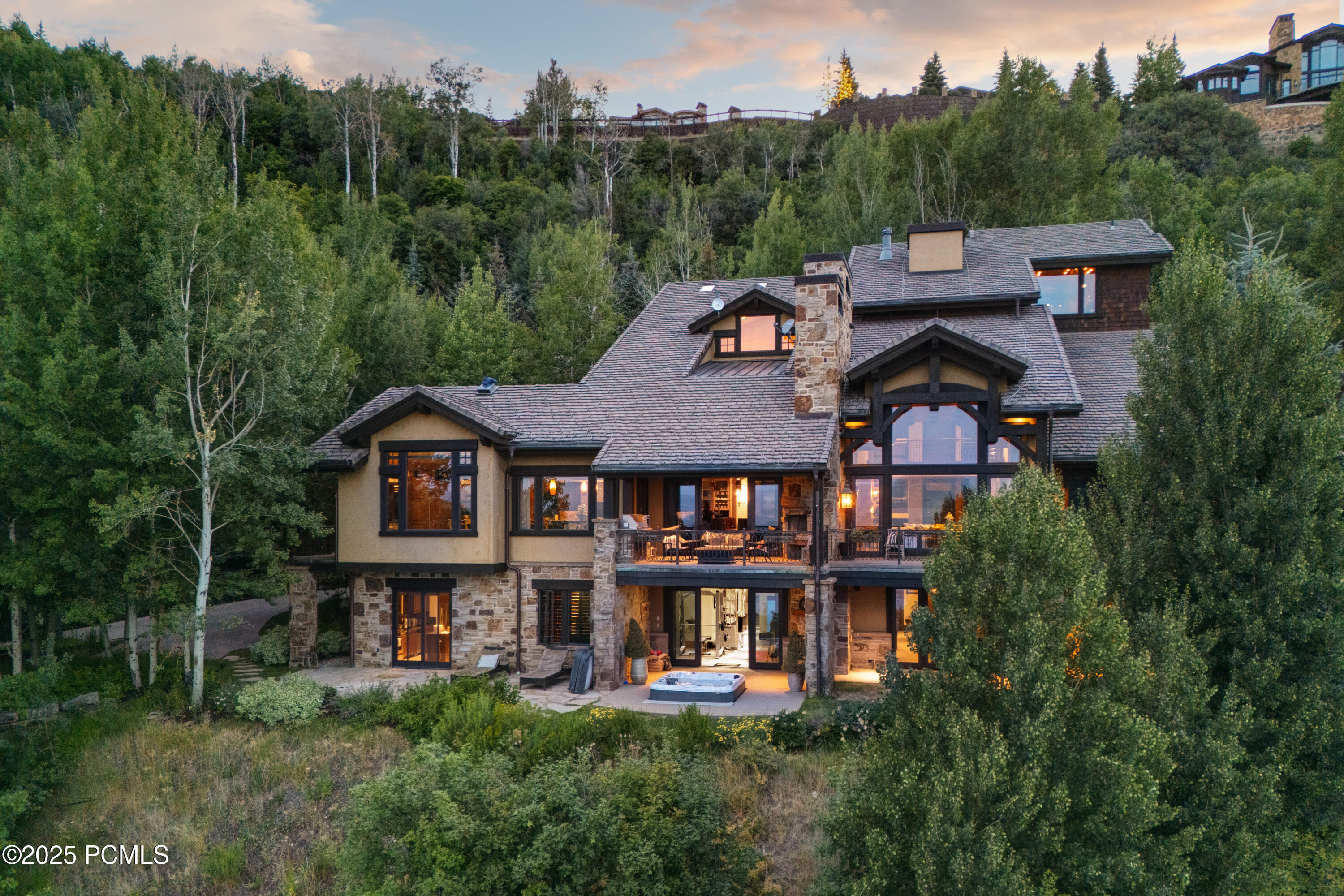 Park City, Utah 84060, United States, 8 Bedrooms Bedrooms, ,12 BathroomsBathrooms,Residential,Active,171517