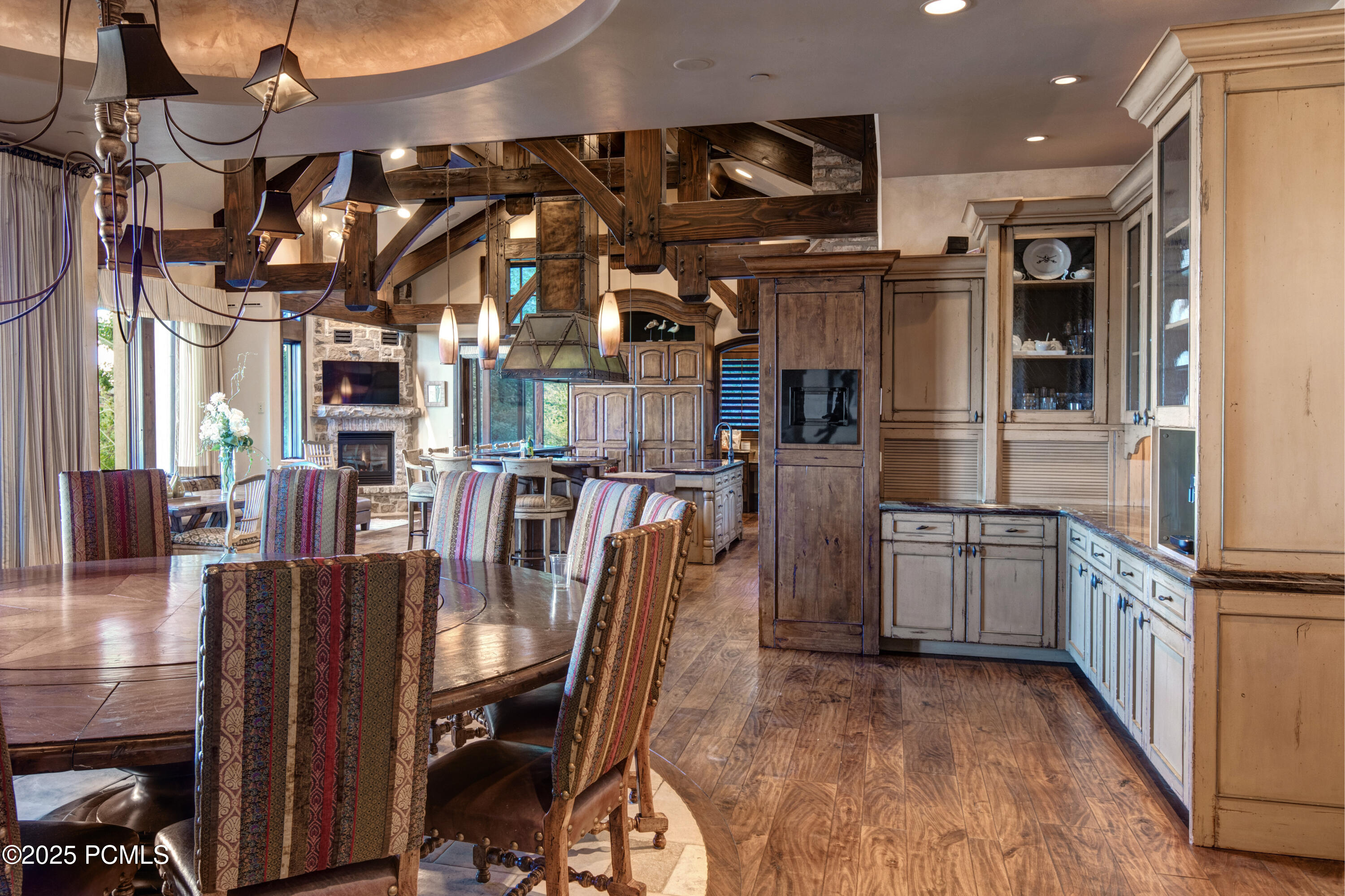 Park City, Utah 84060, United States, 8 Bedrooms Bedrooms, ,12 BathroomsBathrooms,Residential,Active,171517