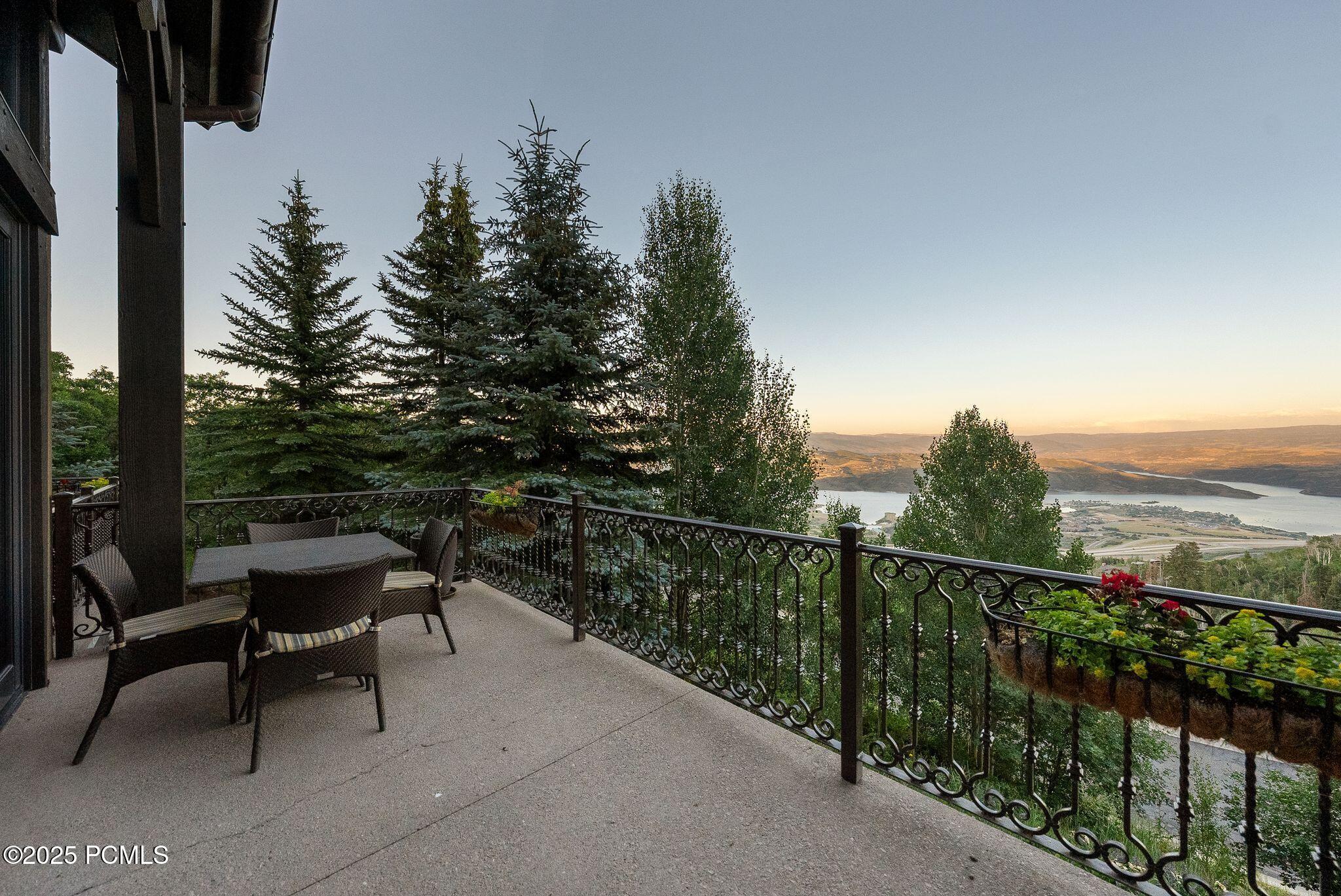 Park City, Utah 84060, United States, 8 Bedrooms Bedrooms, ,12 BathroomsBathrooms,Residential,Active,171517