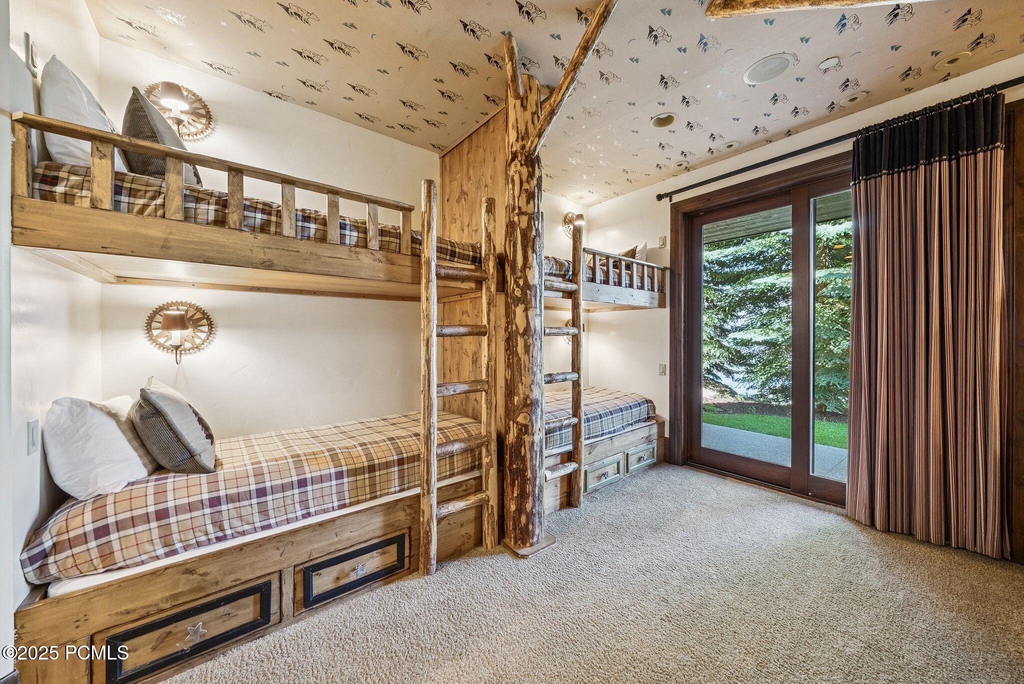 Park City, Utah 84060, United States, 8 Bedrooms Bedrooms, ,12 BathroomsBathrooms,Residential,Active,171517