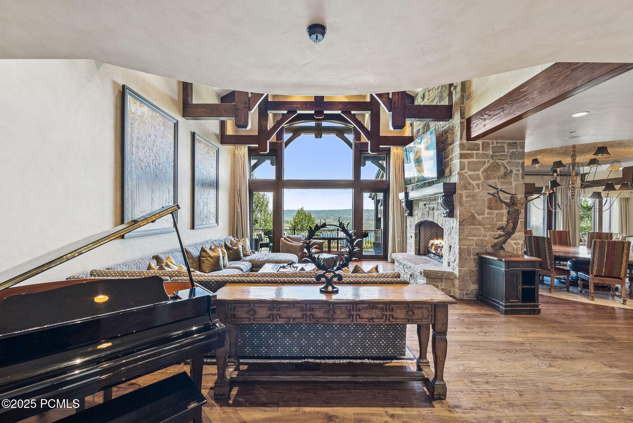 Park City, Utah 84060, United States, 8 Bedrooms Bedrooms, ,12 BathroomsBathrooms,Residential,Active,171517