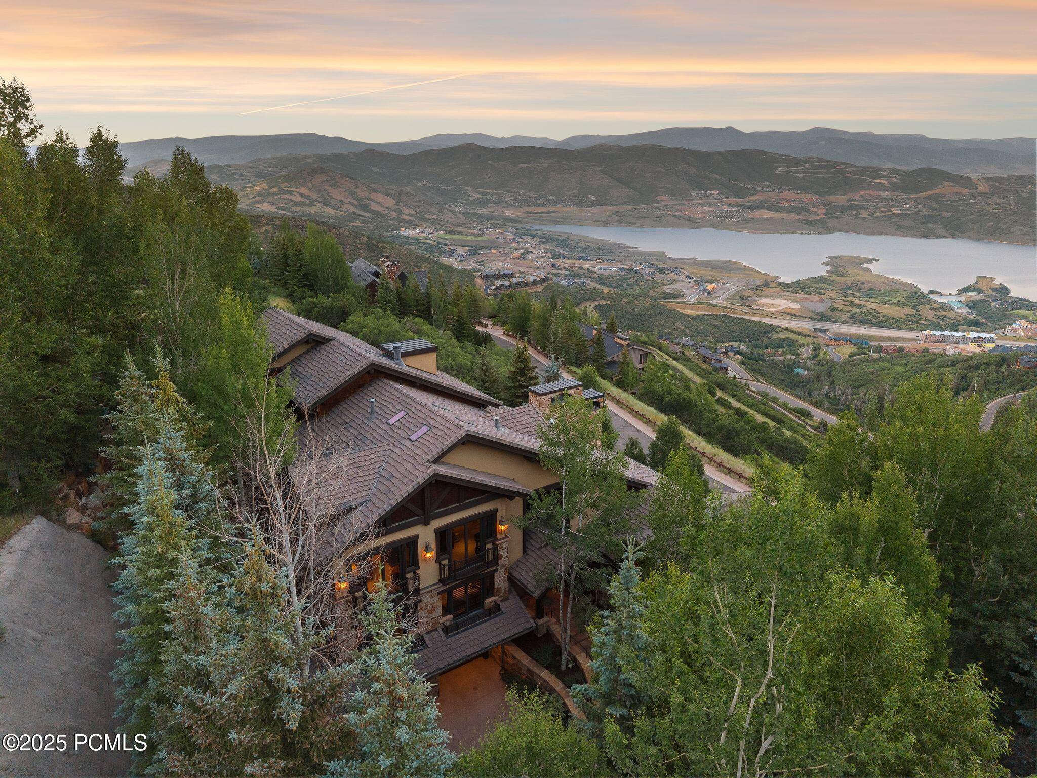 Park City, Utah 84060, United States, 8 Bedrooms Bedrooms, ,12 BathroomsBathrooms,Residential,Active,171517