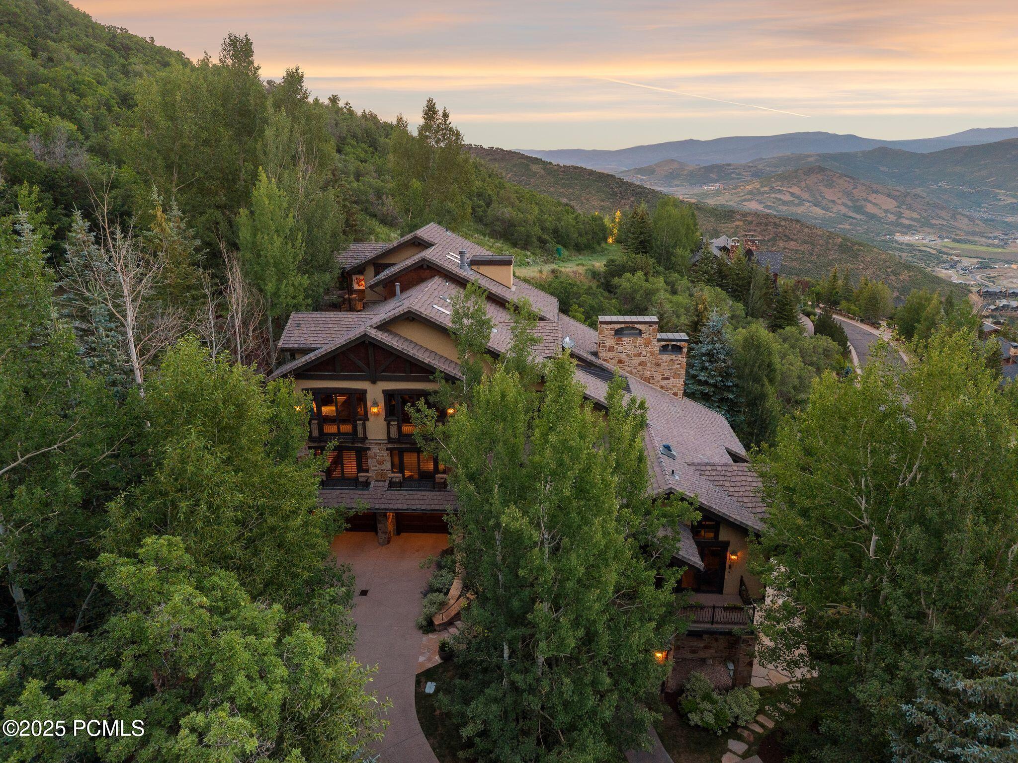 Park City, Utah 84060, United States, 8 Bedrooms Bedrooms, ,12 BathroomsBathrooms,Residential,Active,171517