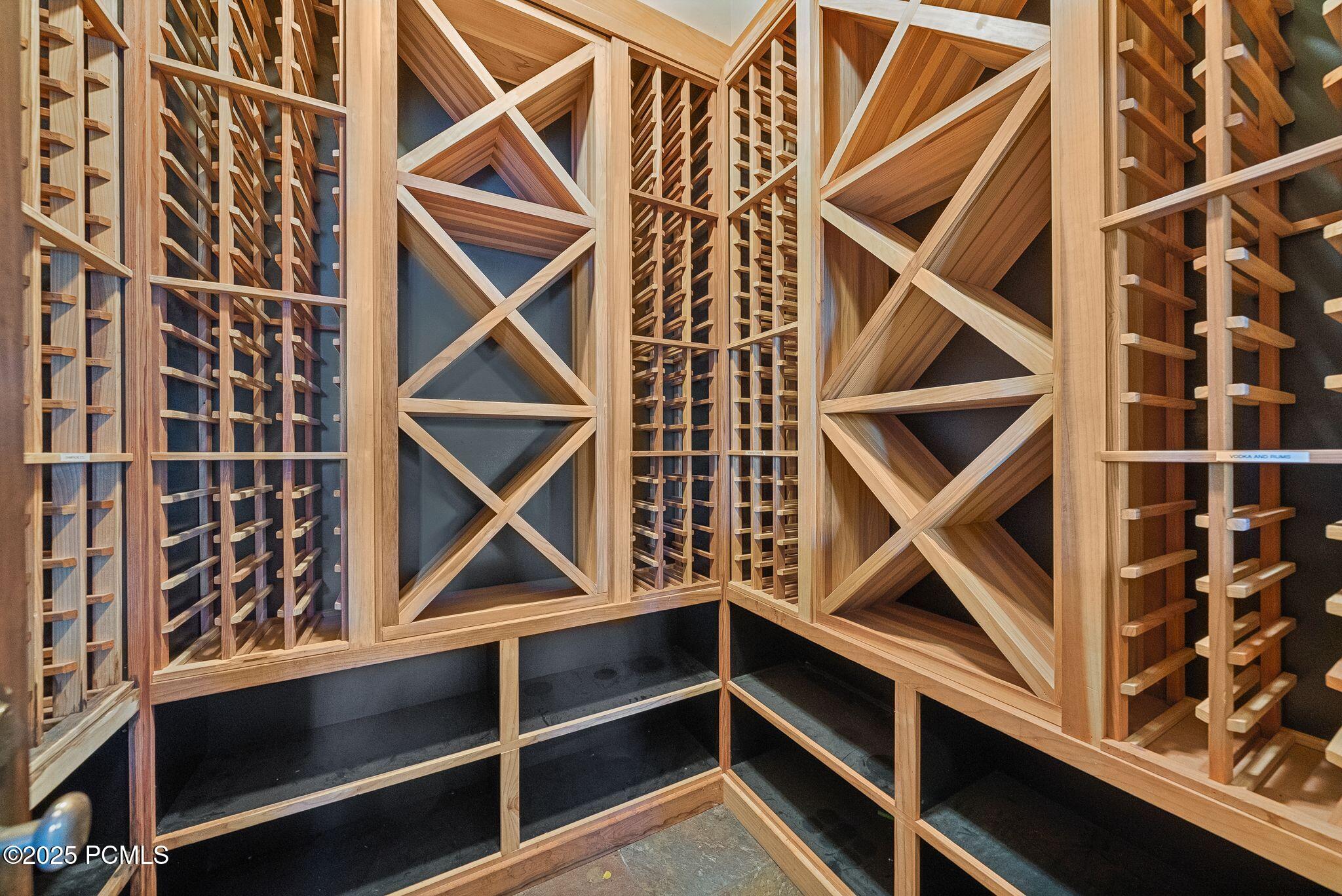 Park City, Utah 84060, United States, 8 Bedrooms Bedrooms, ,12 BathroomsBathrooms,Residential,Active,171517