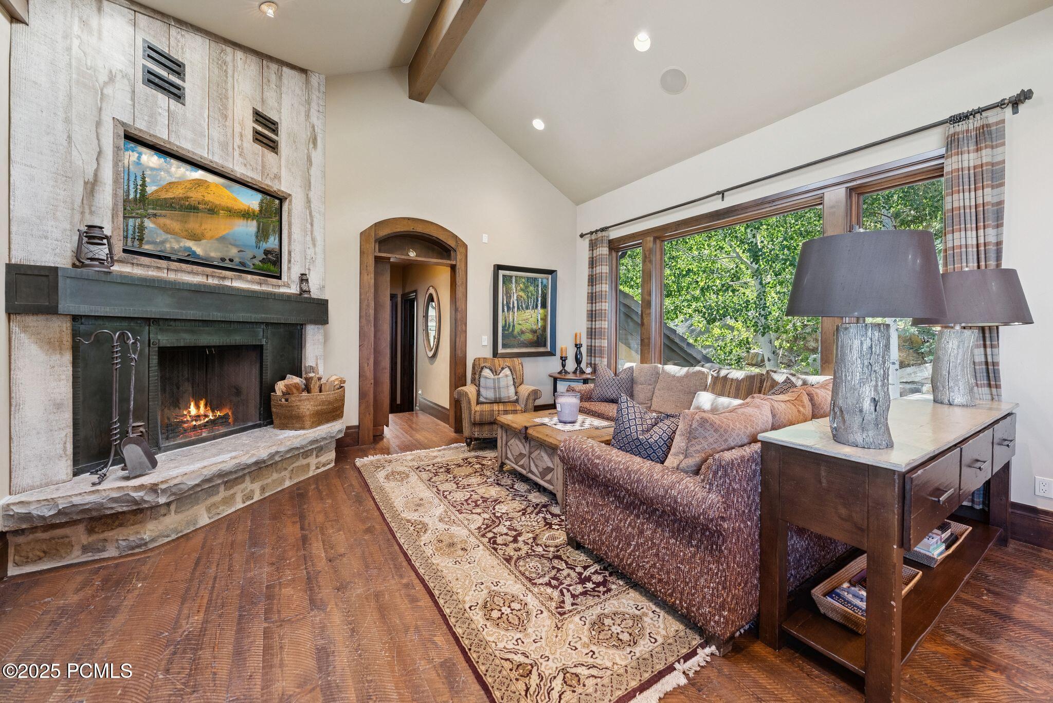 Park City, Utah 84060, United States, 8 Bedrooms Bedrooms, ,12 BathroomsBathrooms,Residential,Active,171517