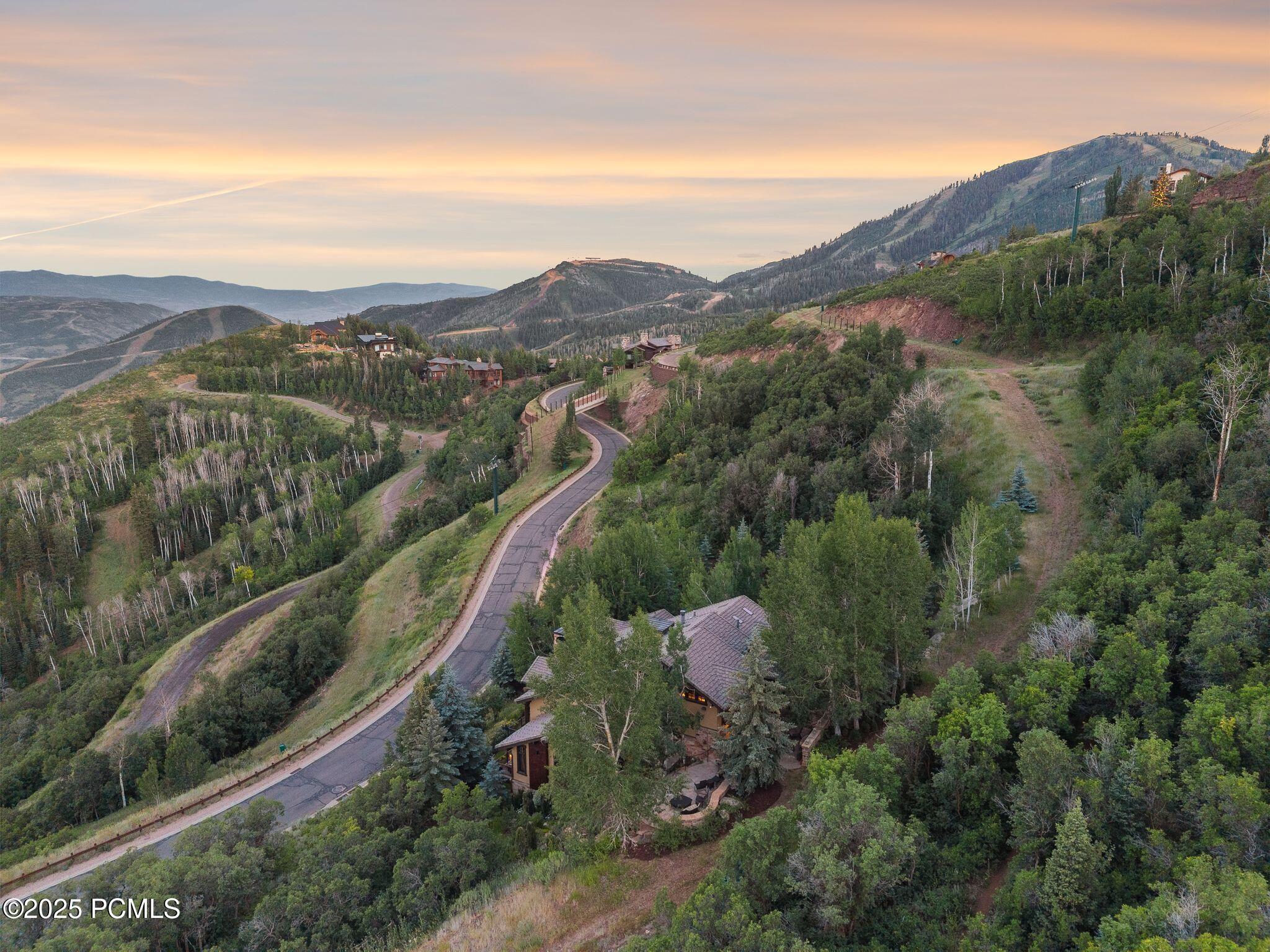 Park City, Utah 84060, United States, 8 Bedrooms Bedrooms, ,12 BathroomsBathrooms,Residential,Active,171517