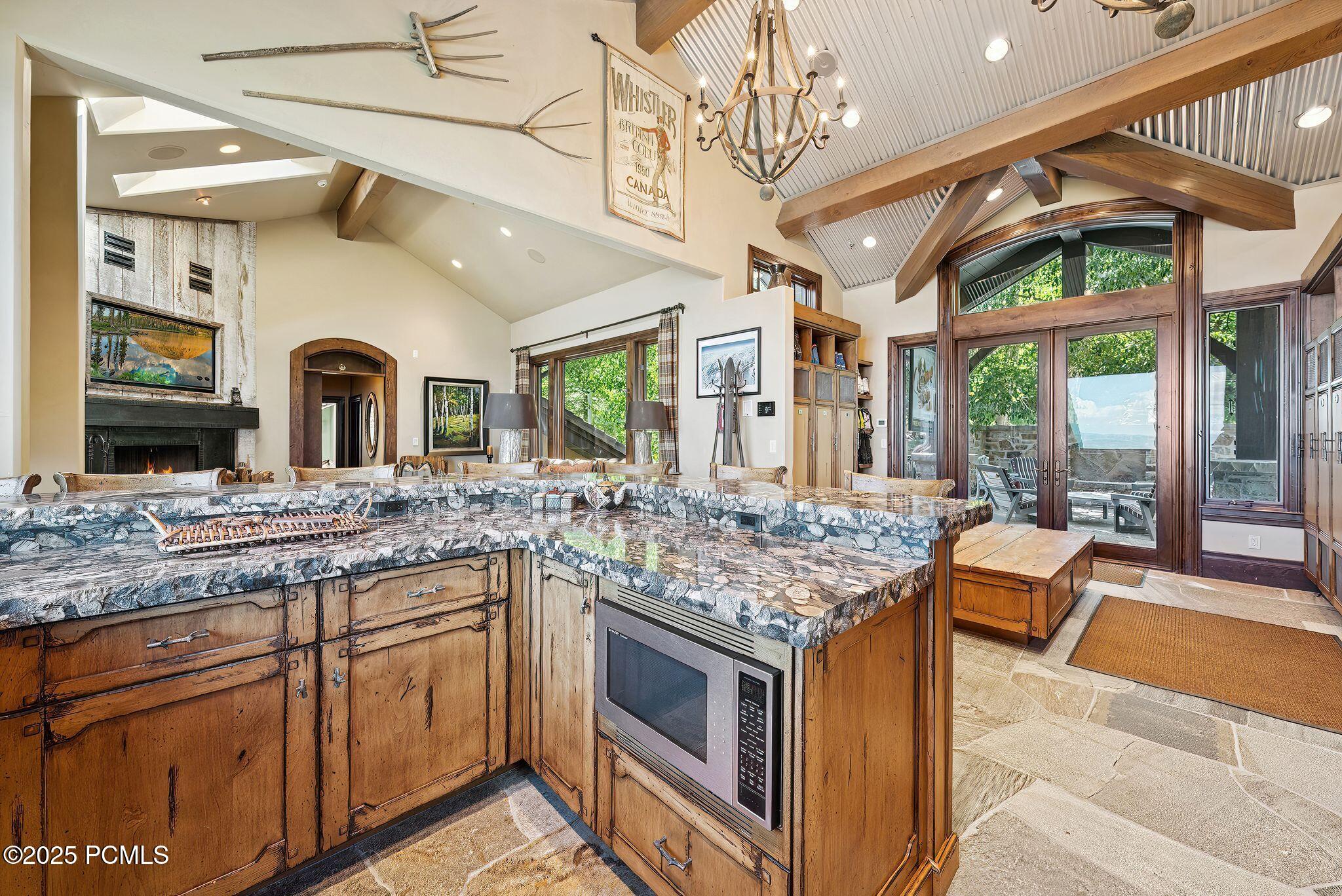 Park City, Utah 84060, United States, 8 Bedrooms Bedrooms, ,12 BathroomsBathrooms,Residential,Active,171517