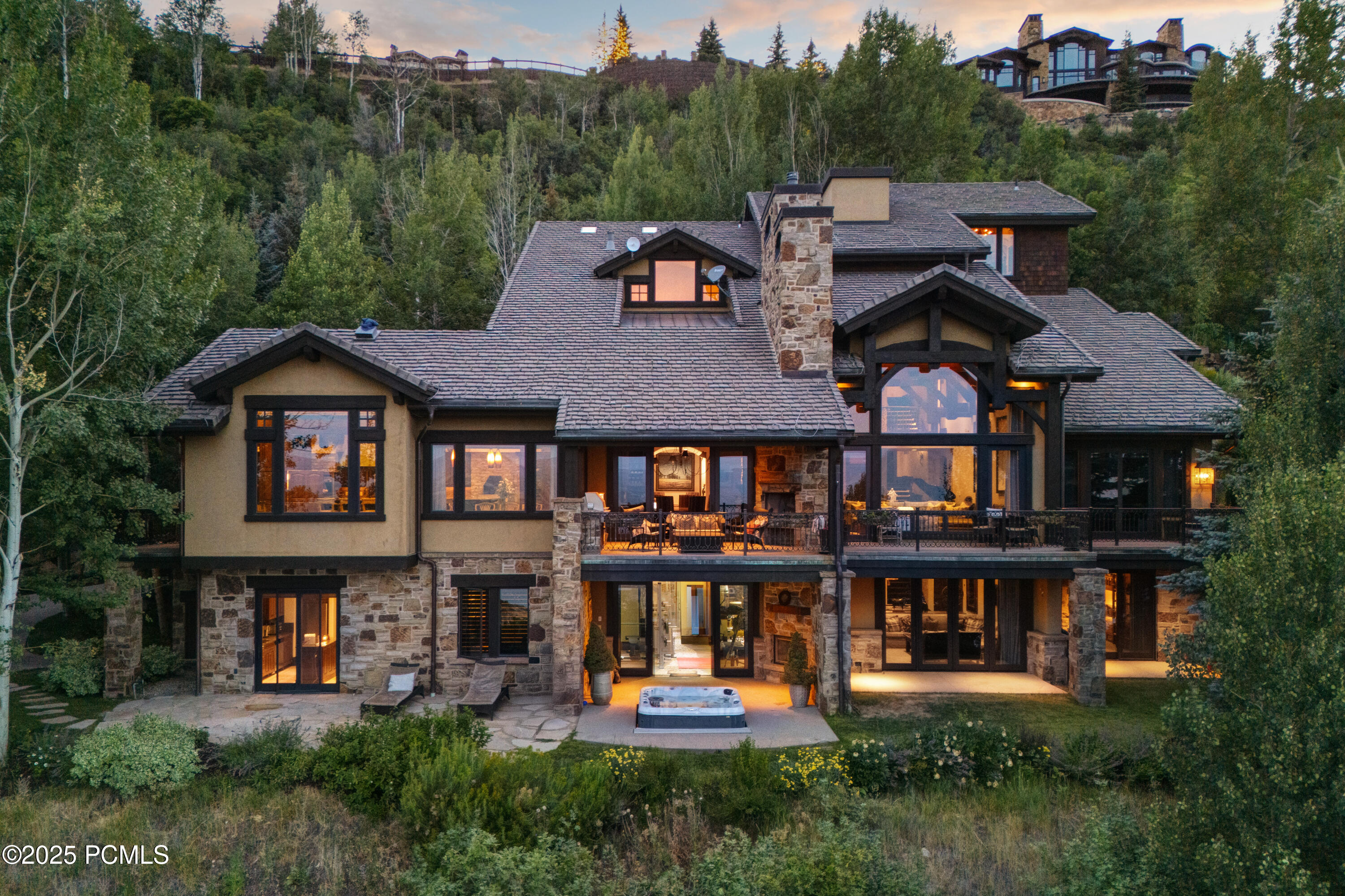 Park City, Utah 84060, United States, 8 Bedrooms Bedrooms, ,12 BathroomsBathrooms,Residential,Active,171517