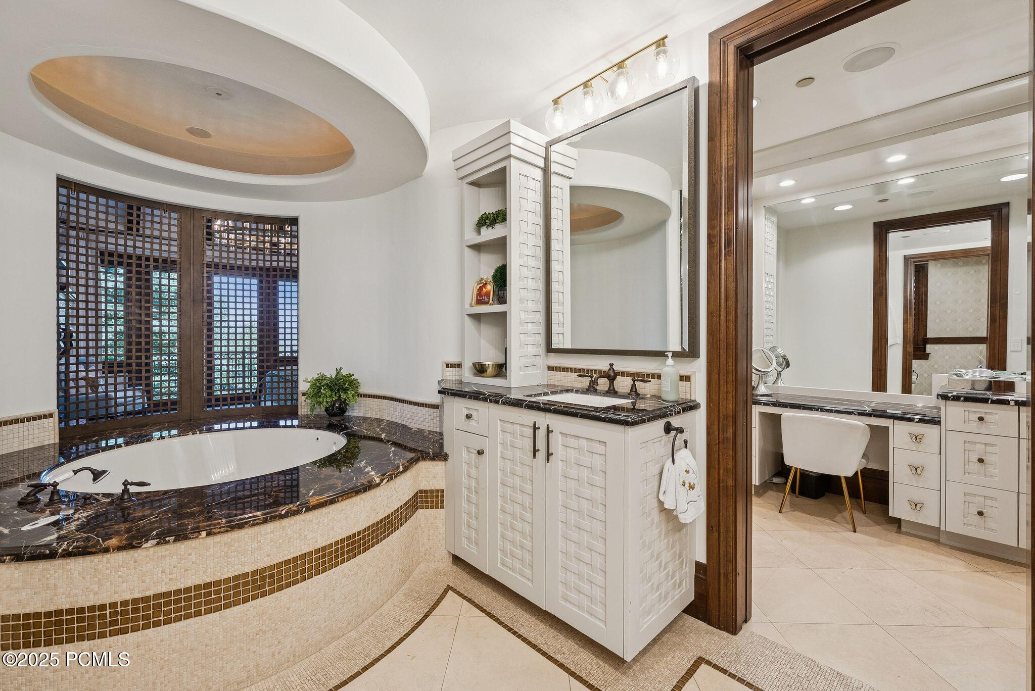 Park City, Utah 84060, United States, 8 Bedrooms Bedrooms, ,12 BathroomsBathrooms,Residential,Active,171517