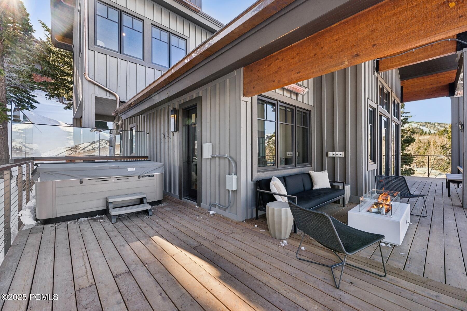 Park City, Utah 84060, United States, 6 Bedrooms Bedrooms, ,7 BathroomsBathrooms,Residential,Active,145398