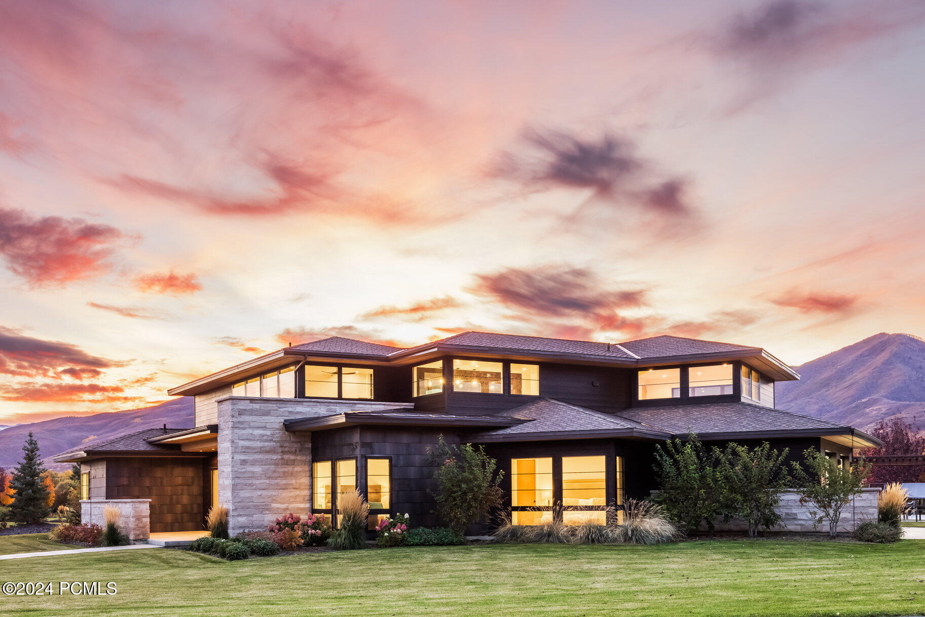 339 E Deer Ridge Drive, Midway, Utah image 2