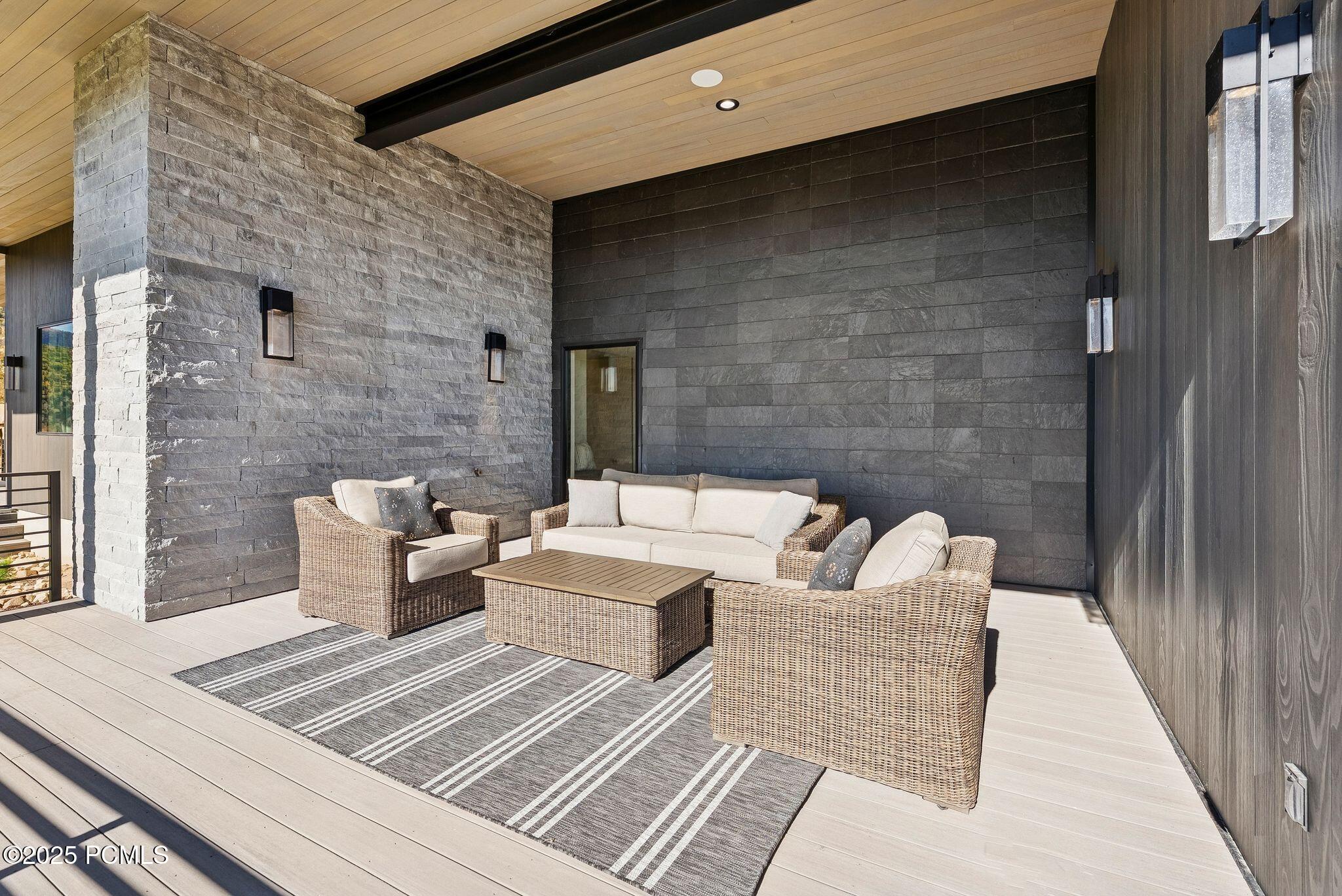 Park City, Utah 84098, United States, 5 Bedrooms Bedrooms, ,6 BathroomsBathrooms,Residential,Active,218568