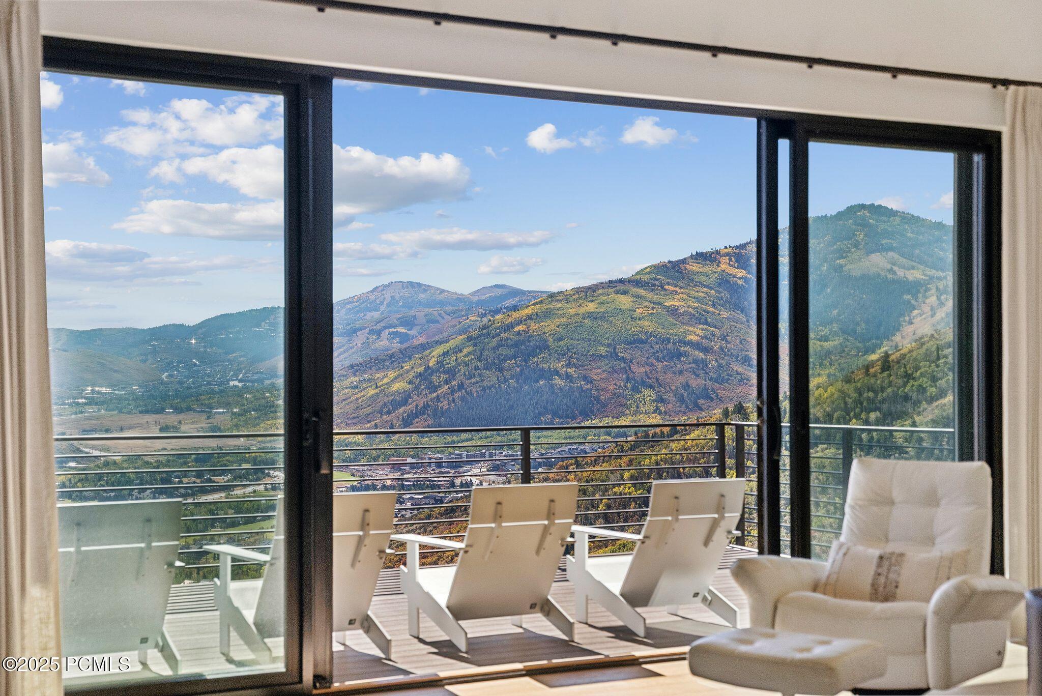 Park City, Utah 84098, United States, 5 Bedrooms Bedrooms, ,6 BathroomsBathrooms,Residential,Active,218568