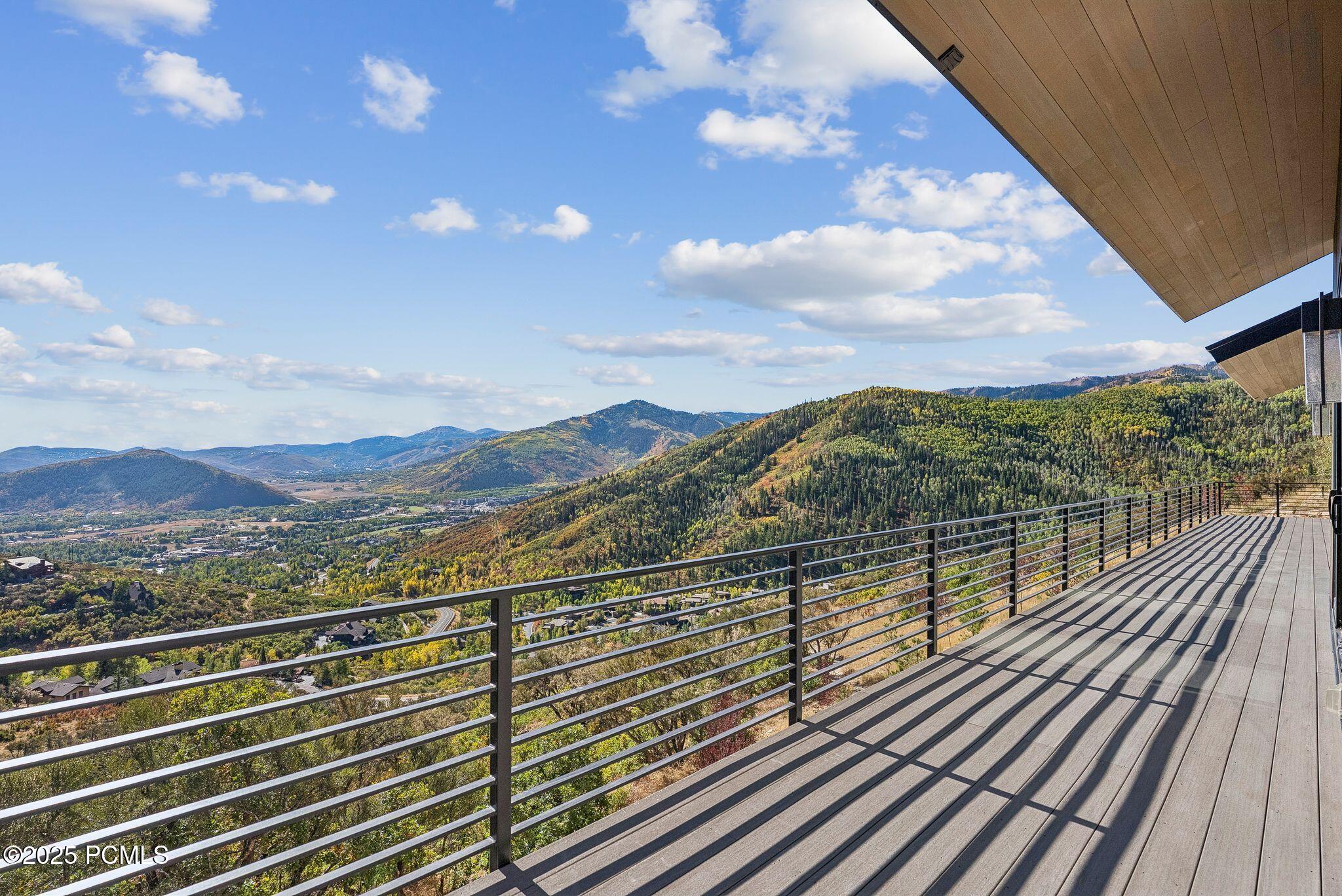 Park City, Utah 84098, United States, 5 Bedrooms Bedrooms, ,6 BathroomsBathrooms,Residential,Active,218568