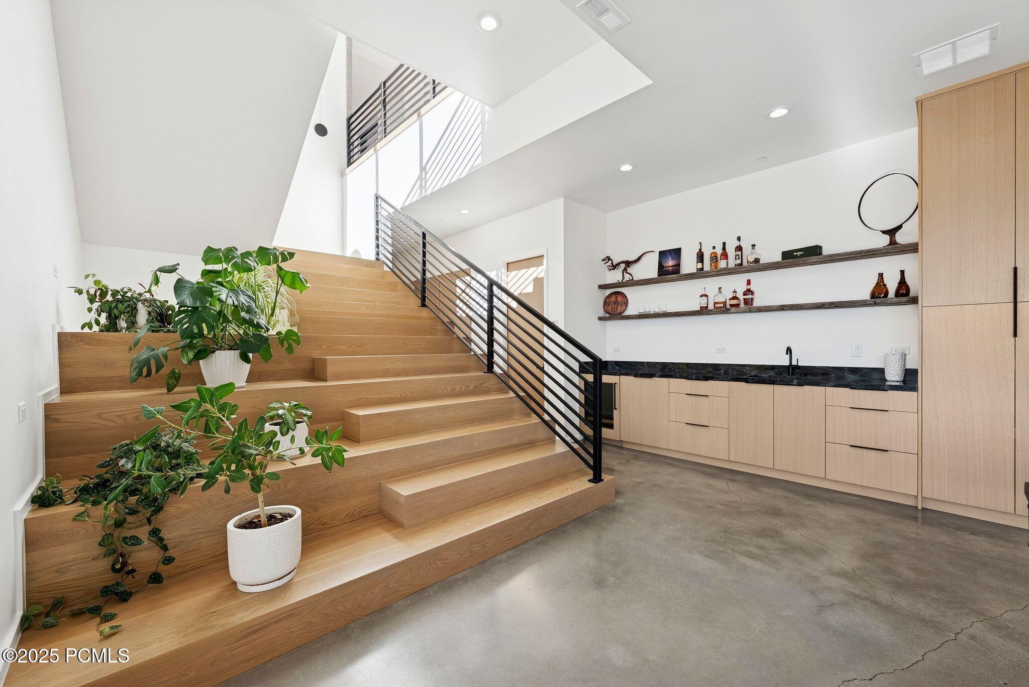 Park City, Utah 84098, United States, 5 Bedrooms Bedrooms, ,6 BathroomsBathrooms,Residential,Active,218568