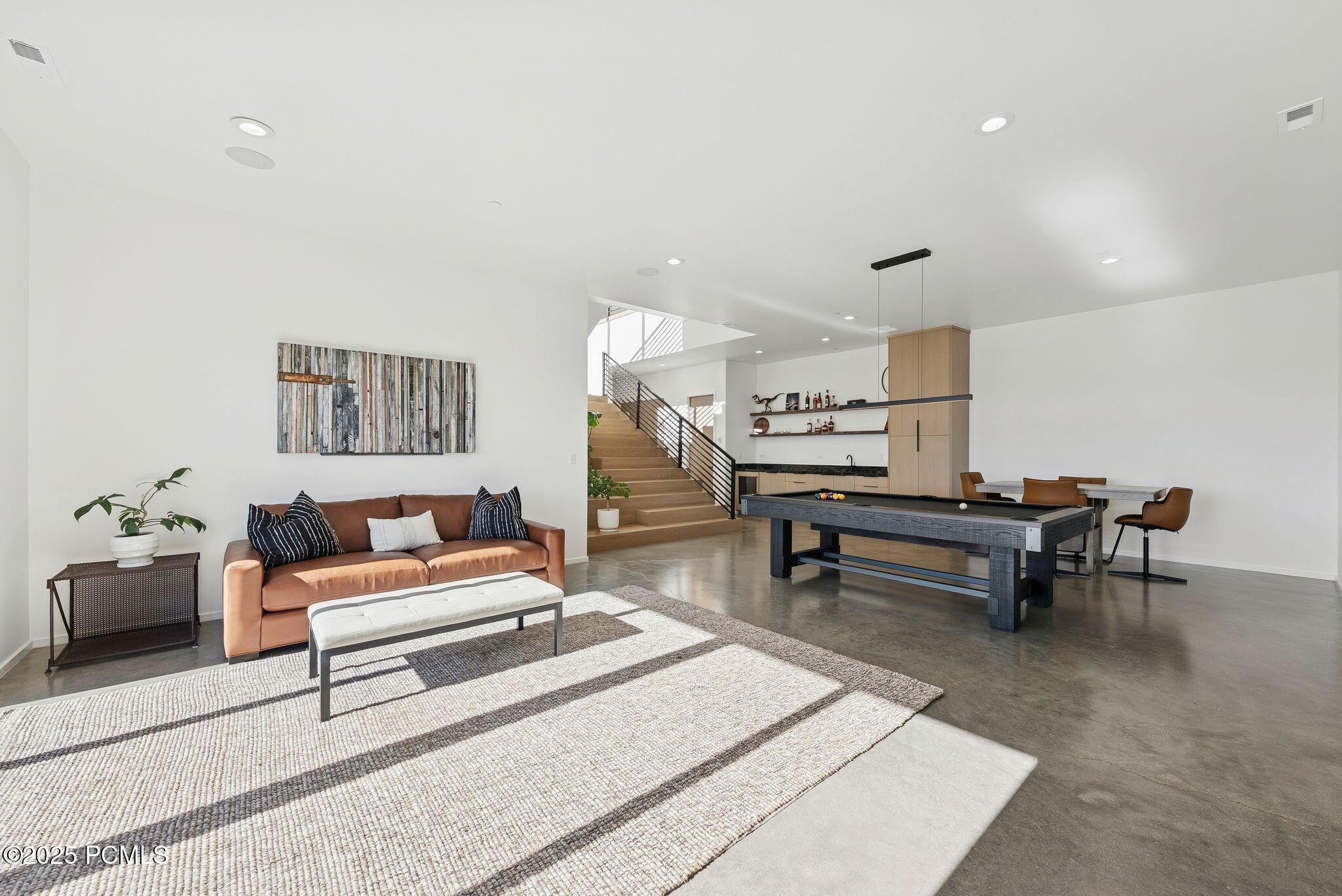 Park City, Utah 84098, United States, 5 Bedrooms Bedrooms, ,6 BathroomsBathrooms,Residential,Active,218568