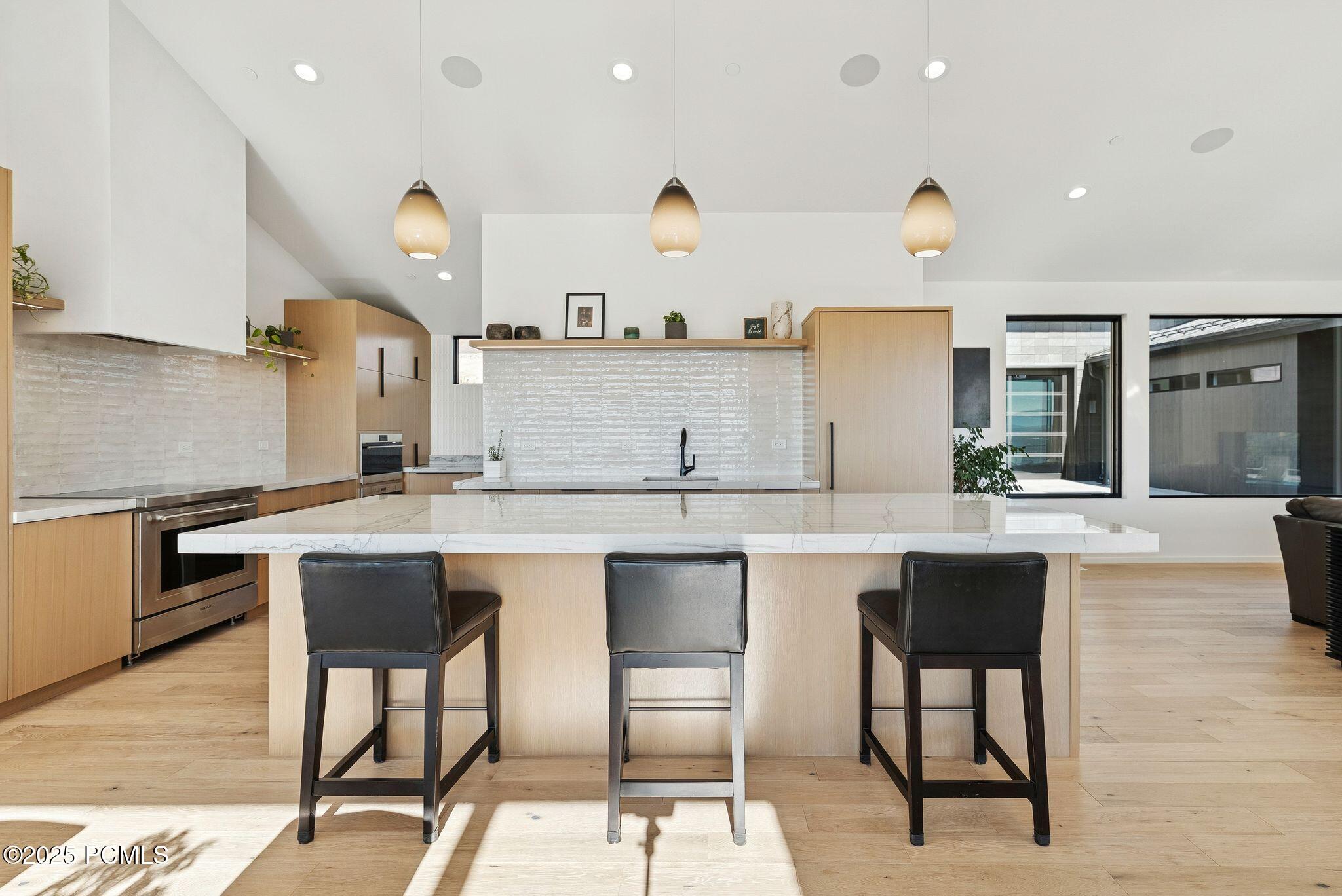 Park City, Utah 84098, United States, 5 Bedrooms Bedrooms, ,6 BathroomsBathrooms,Residential,Active,218568