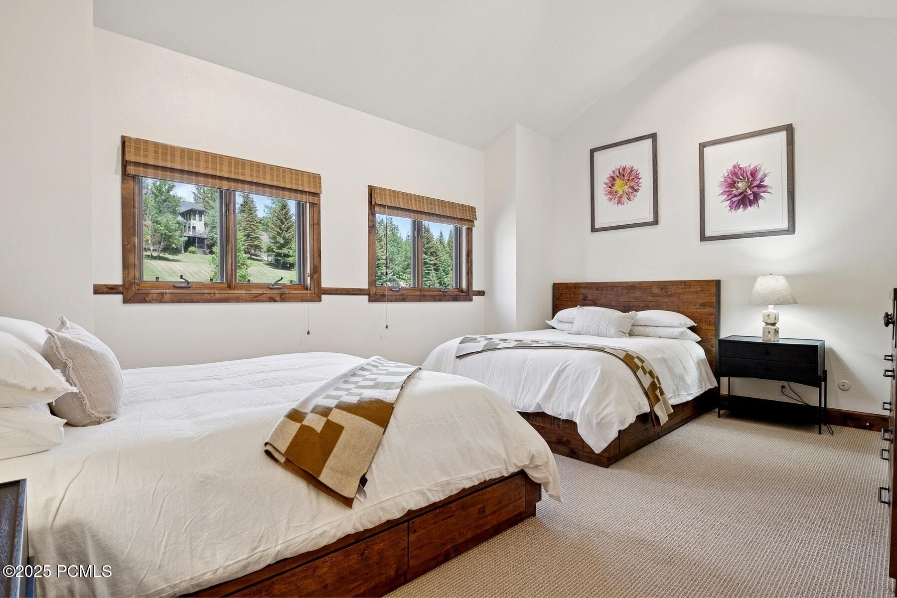 Park City, Utah 84060, United States, 3 Bedrooms Bedrooms, ,4 BathroomsBathrooms,Residential,Active,152875