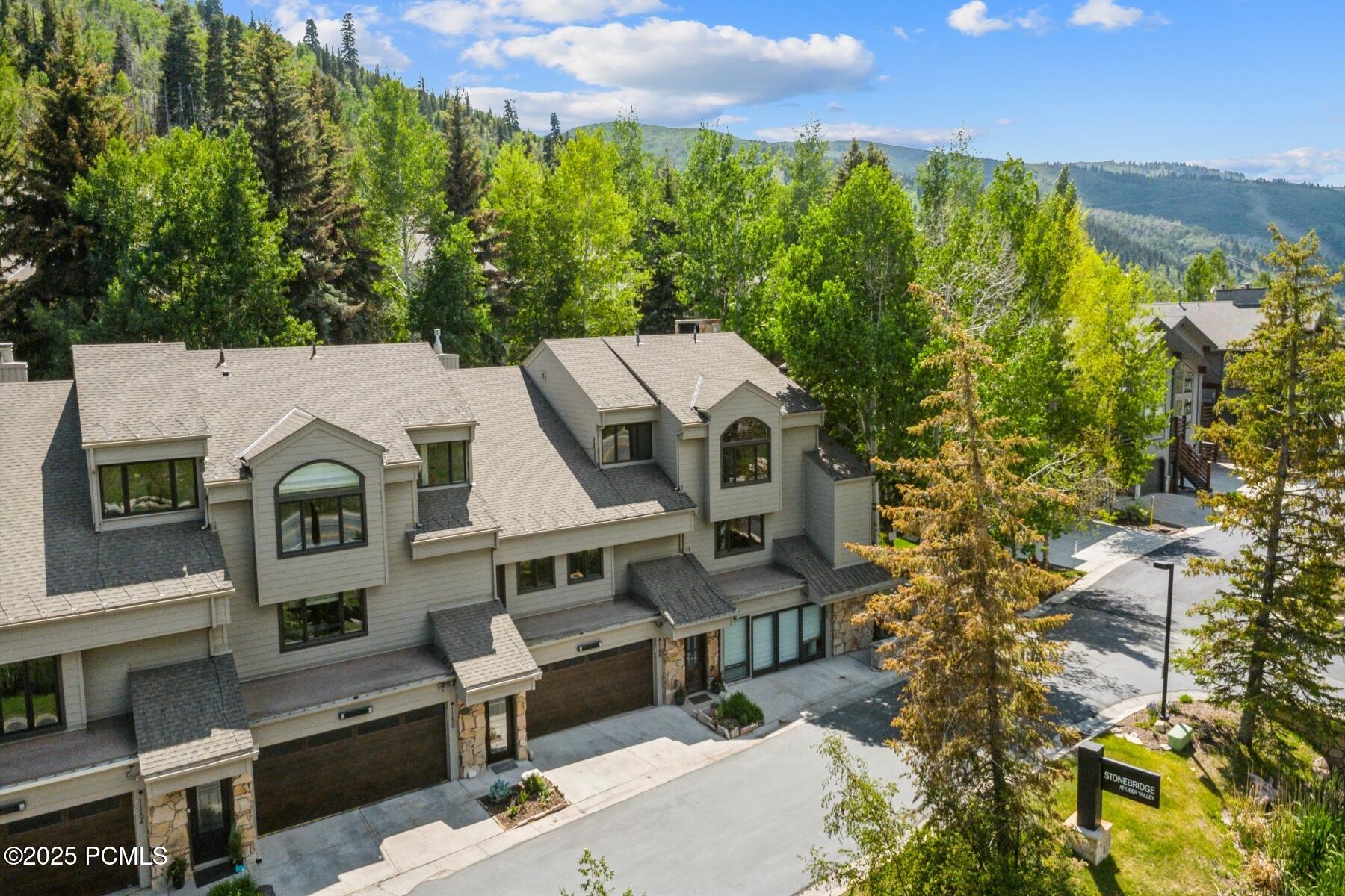 Park City, Utah 84060, United States, 3 Bedrooms Bedrooms, ,4 BathroomsBathrooms,Residential,Active,152875