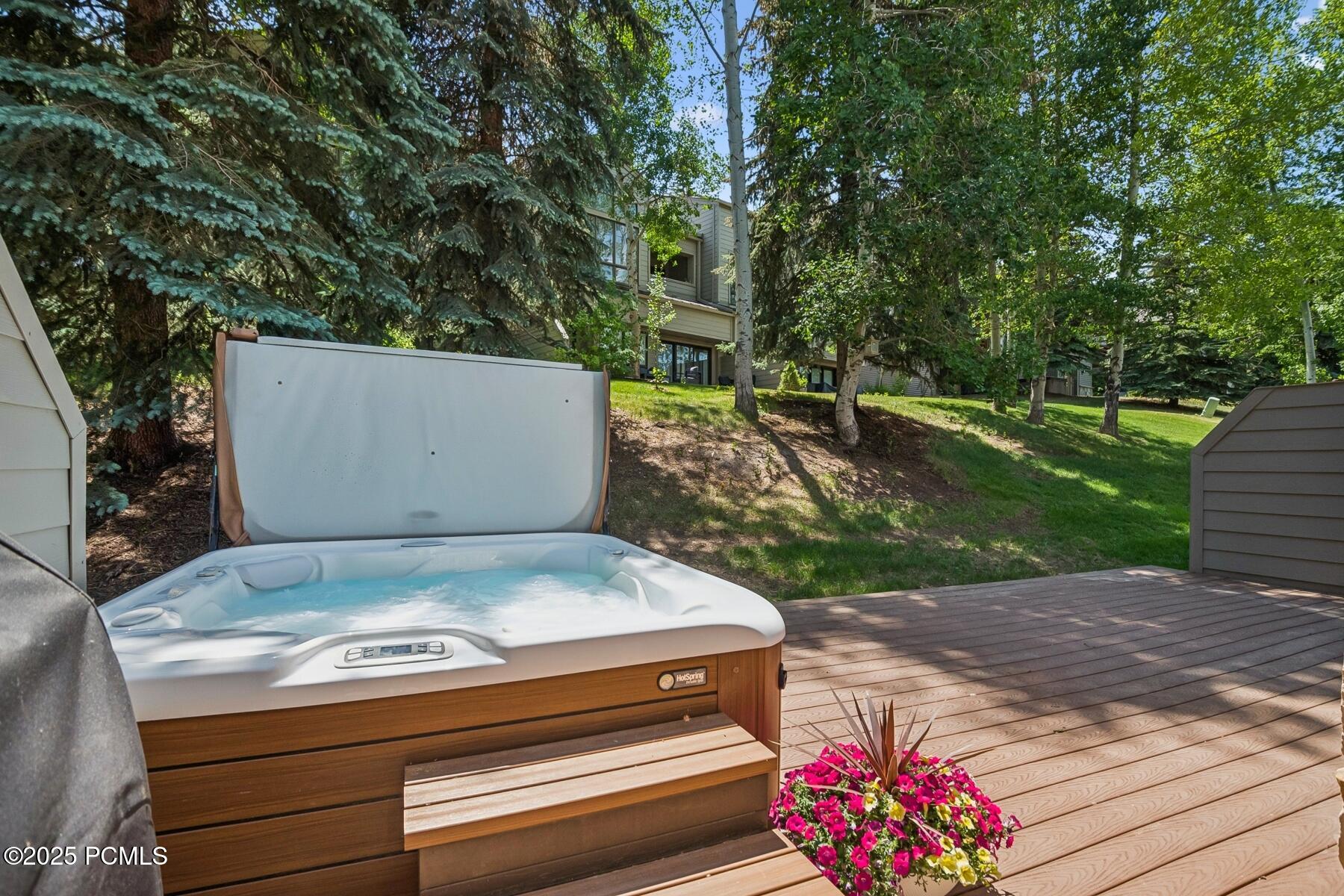 Park City, Utah 84060, United States, 3 Bedrooms Bedrooms, ,4 BathroomsBathrooms,Residential,Active,152875