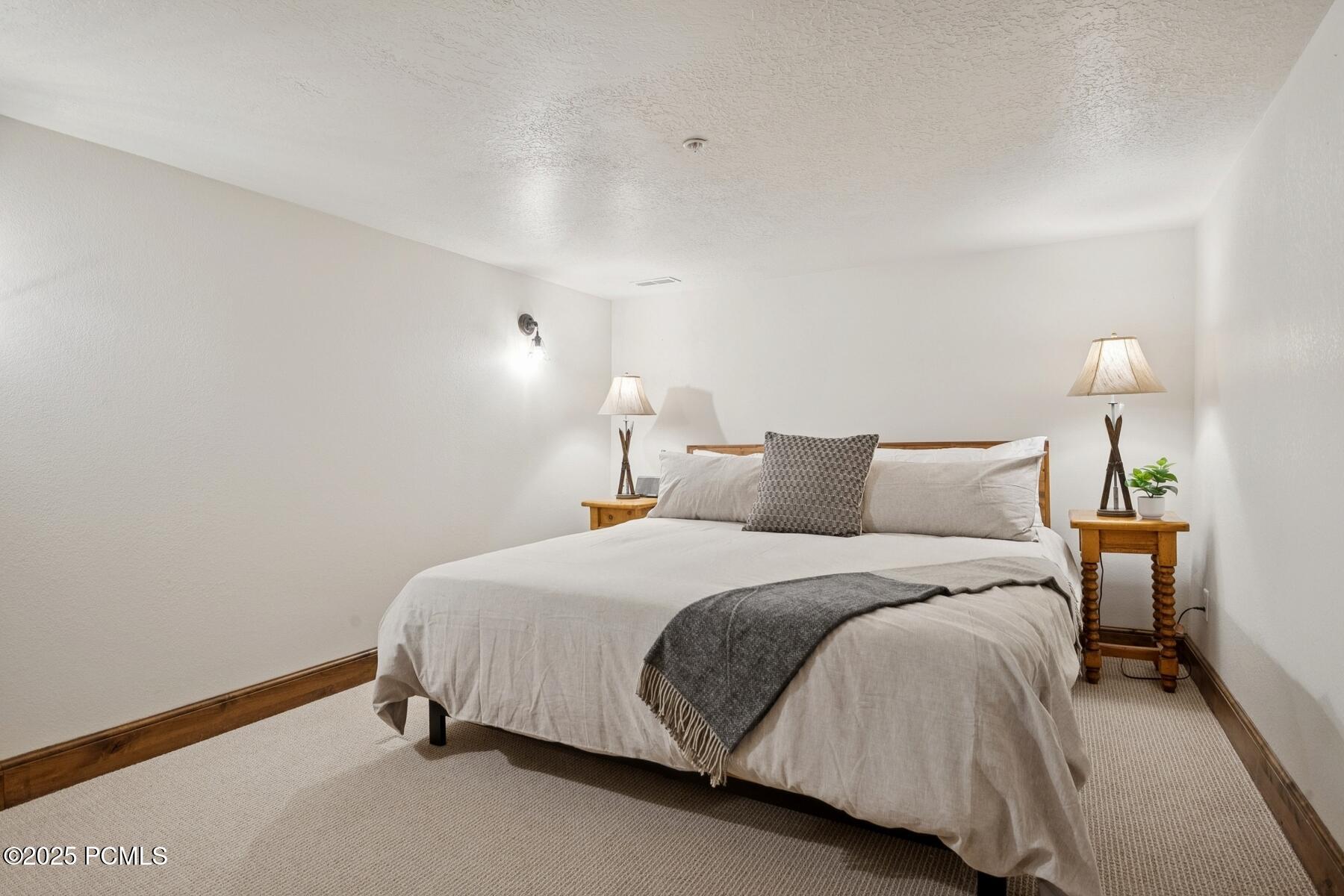 Park City, Utah 84060, United States, 3 Bedrooms Bedrooms, ,4 BathroomsBathrooms,Residential,Active,152875