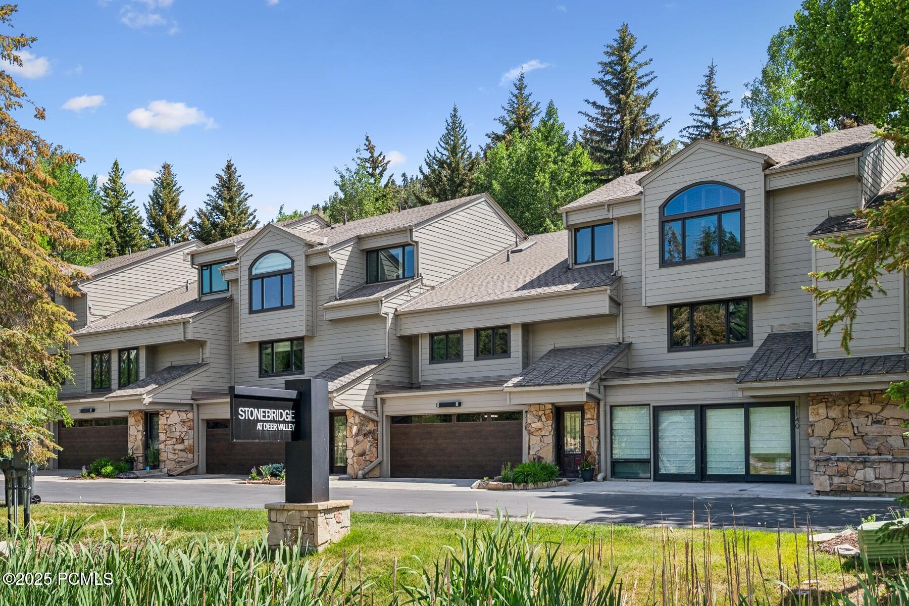 Park City, Utah 84060, United States, 3 Bedrooms Bedrooms, ,4 BathroomsBathrooms,Residential,Active,152875