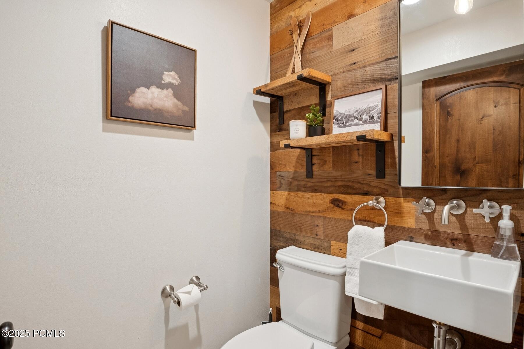 Park City, Utah 84060, United States, 3 Bedrooms Bedrooms, ,4 BathroomsBathrooms,Residential,Active,152875