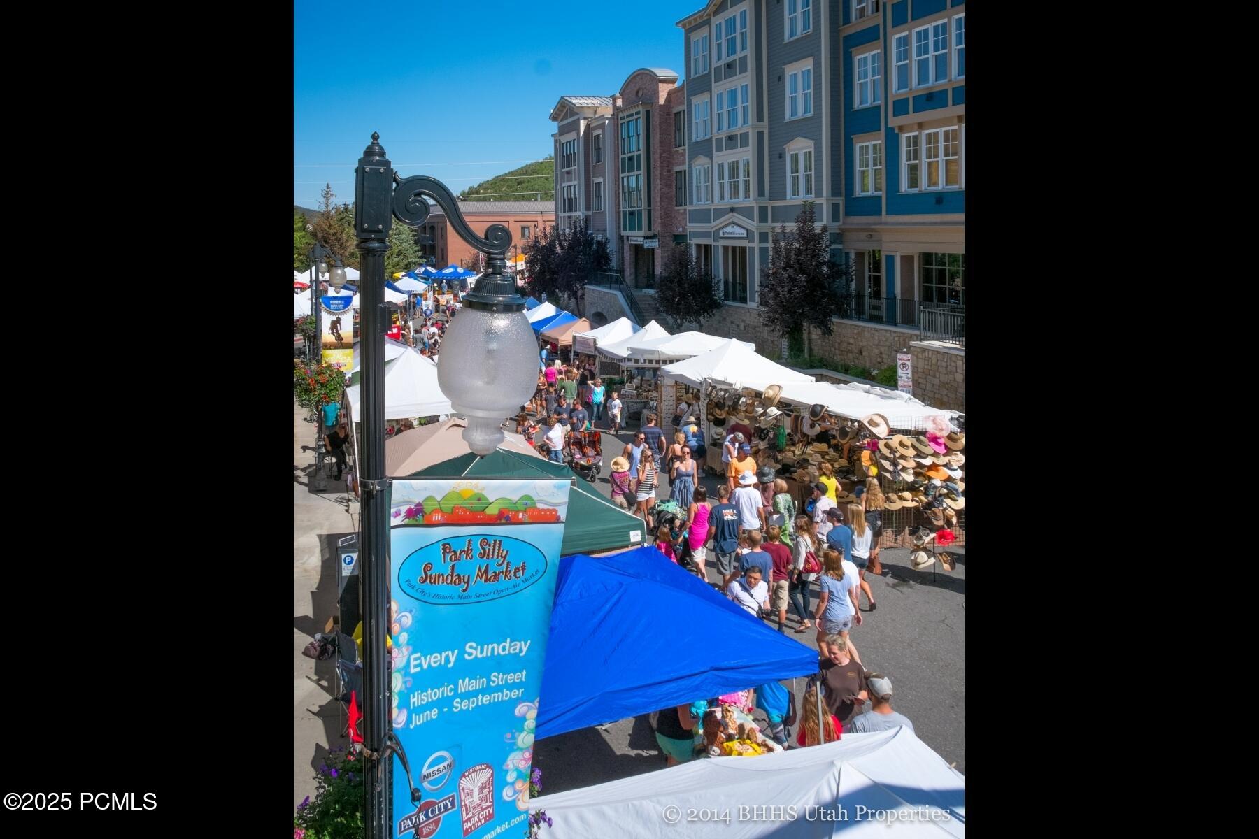 Park City, Utah 84060, United States, 3 Bedrooms Bedrooms, ,3 BathroomsBathrooms,Residential,Pending,8412