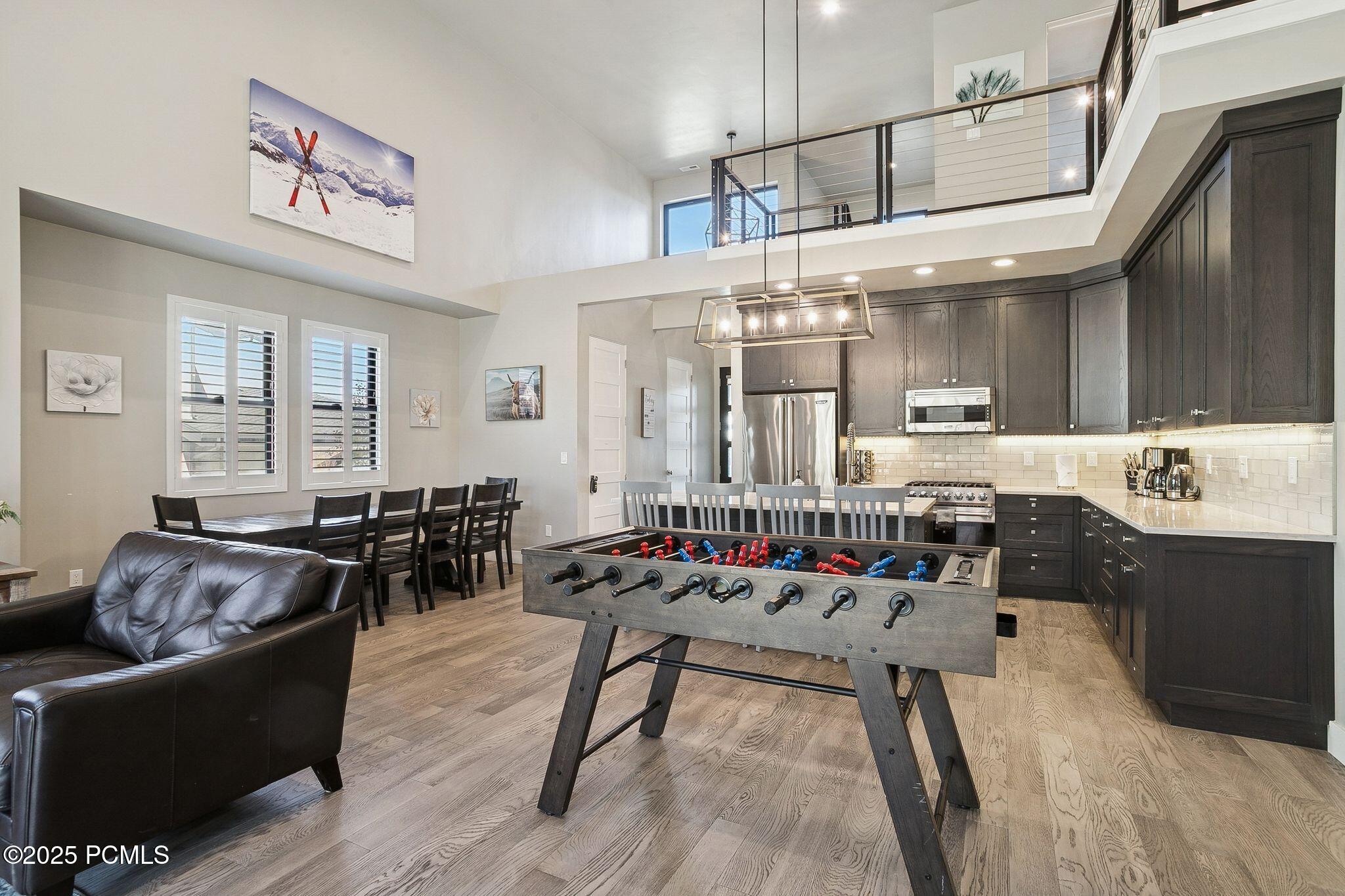 Heber City, Utah 84032, United States, 4 Bedrooms Bedrooms, ,4 BathroomsBathrooms,Residential,Active,236969