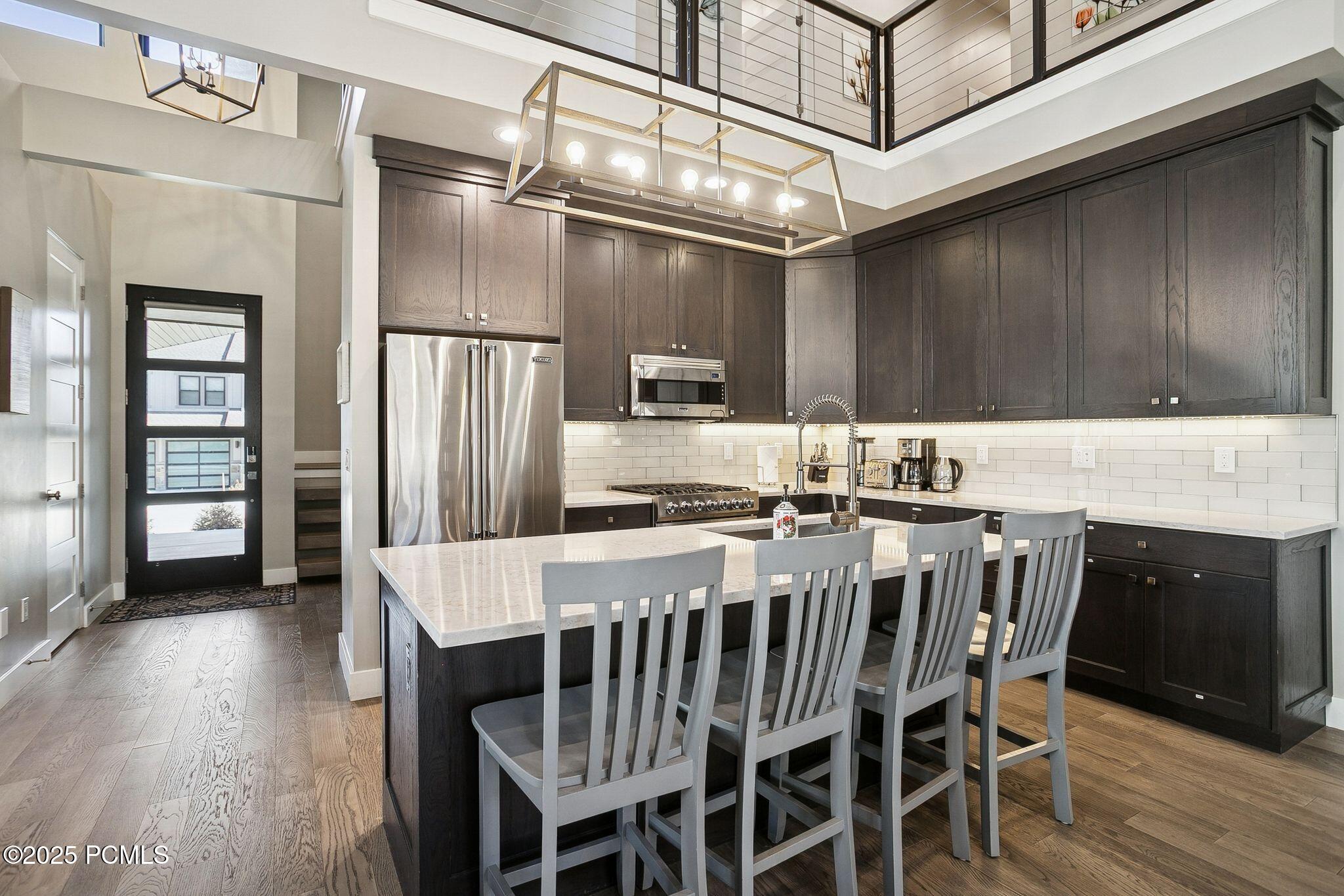 Heber City, Utah 84032, United States, 4 Bedrooms Bedrooms, ,4 BathroomsBathrooms,Residential,Active,236969