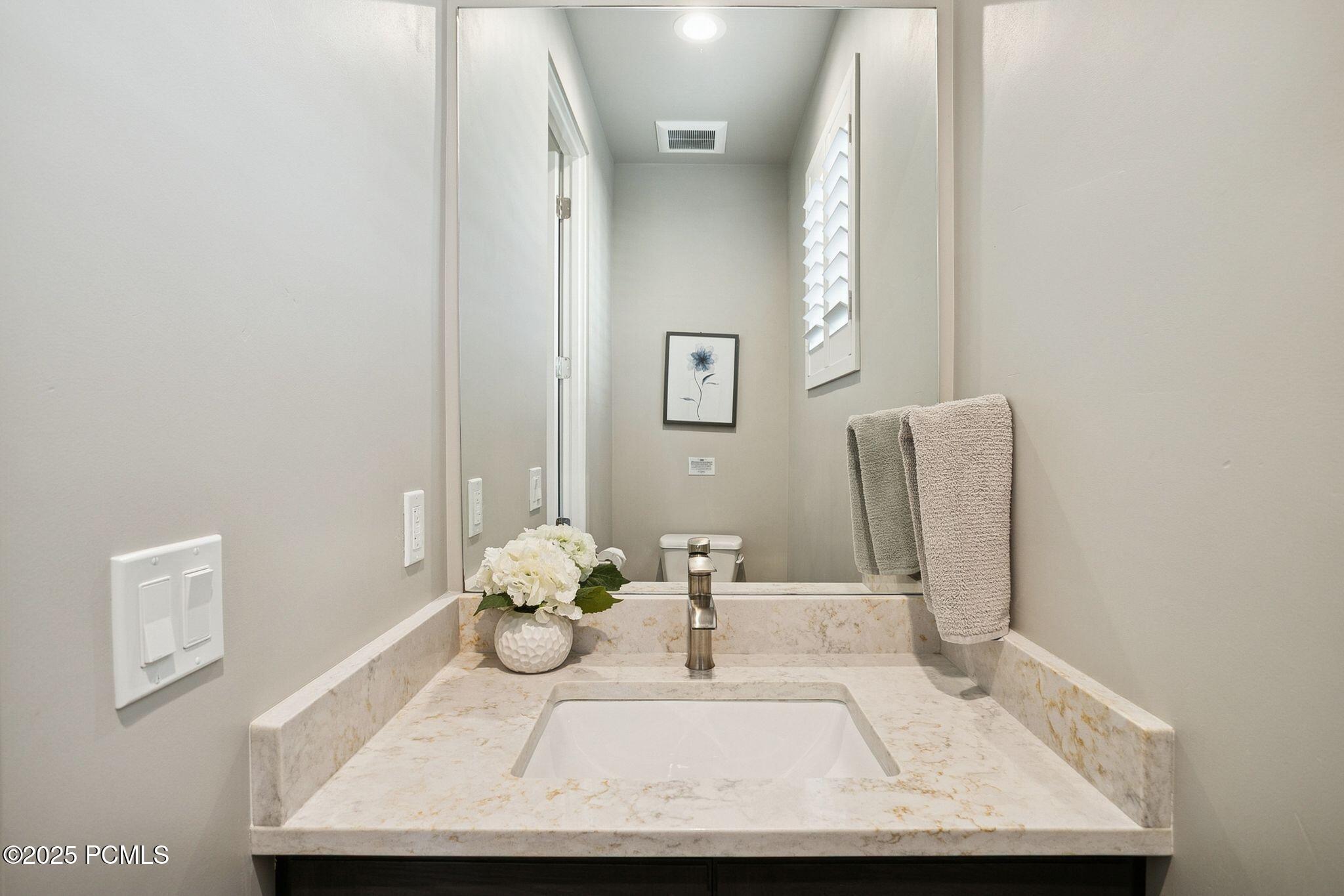 Heber City, Utah 84032, United States, 4 Bedrooms Bedrooms, ,4 BathroomsBathrooms,Residential,Active,236969