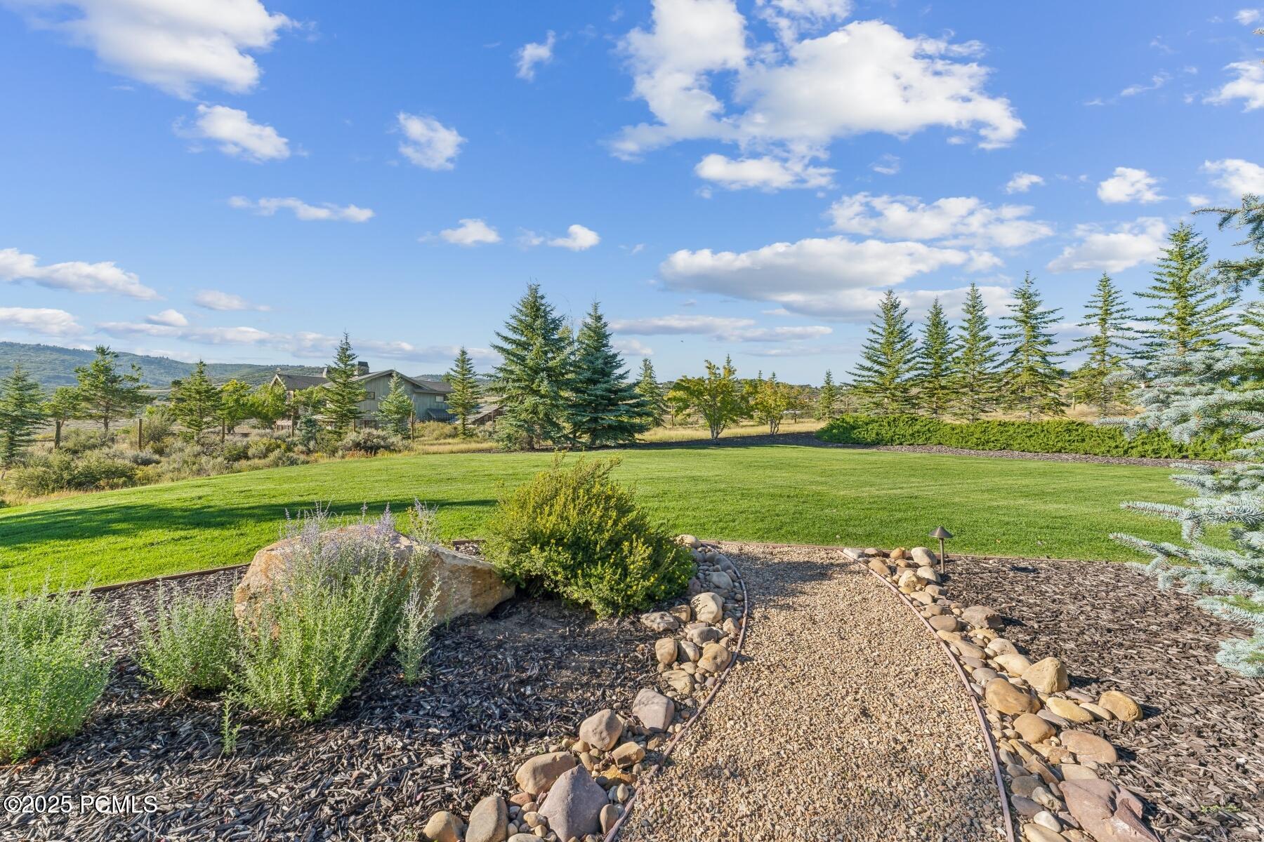 Park City, Utah 84098, United States, 4 Bedrooms Bedrooms, ,4 BathroomsBathrooms,Residential,Pending,109008