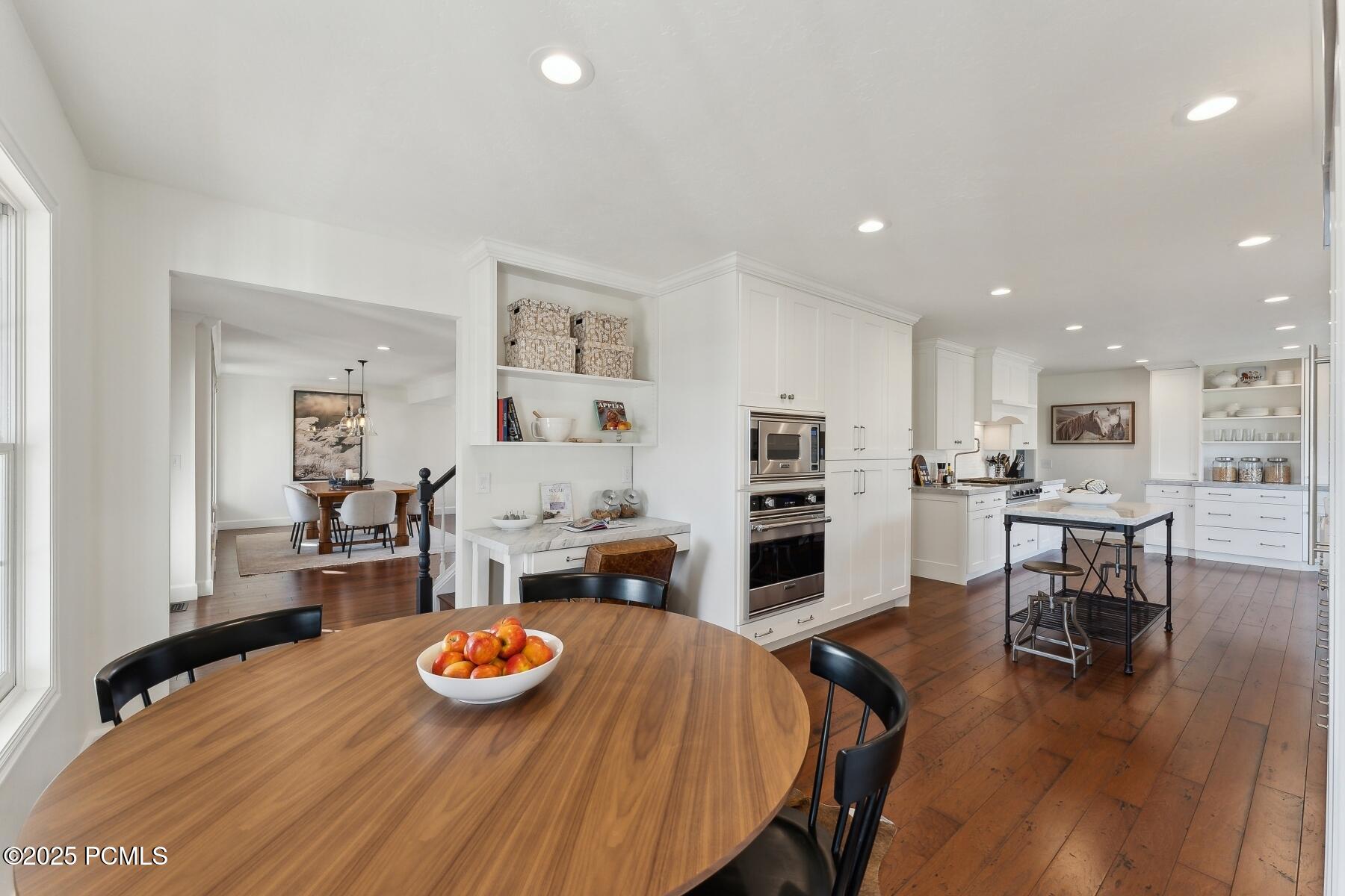 Park City, Utah 84098, United States, 4 Bedrooms Bedrooms, ,4 BathroomsBathrooms,Residential,Pending,109008