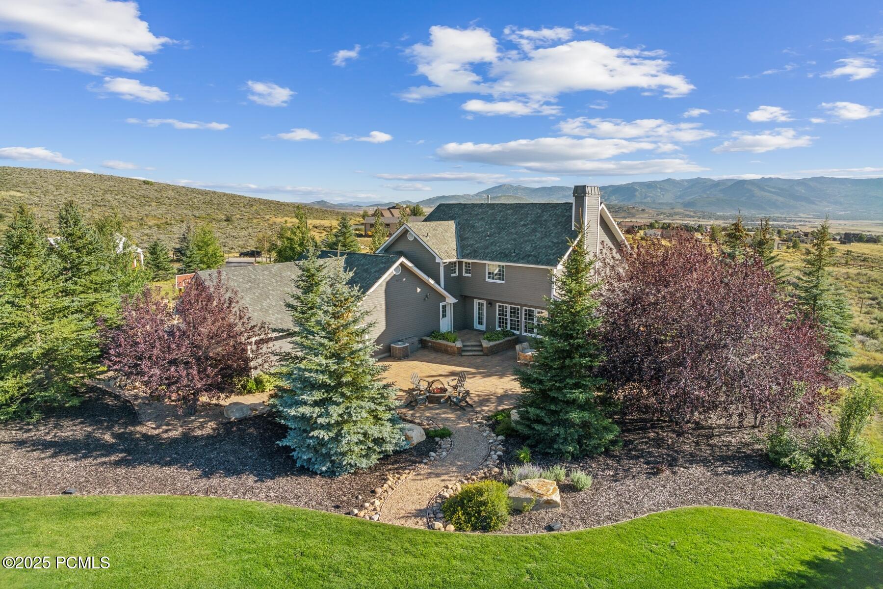 Park City, Utah 84098, United States, 4 Bedrooms Bedrooms, ,4 BathroomsBathrooms,Residential,Pending,109008
