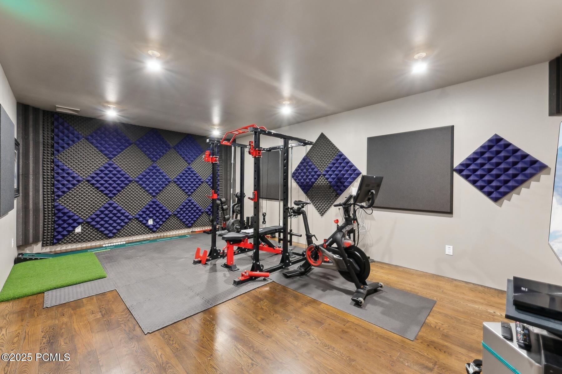 Park City, Utah 84098, United States, 4 Bedrooms Bedrooms, ,4 BathroomsBathrooms,Residential,Pending,109008