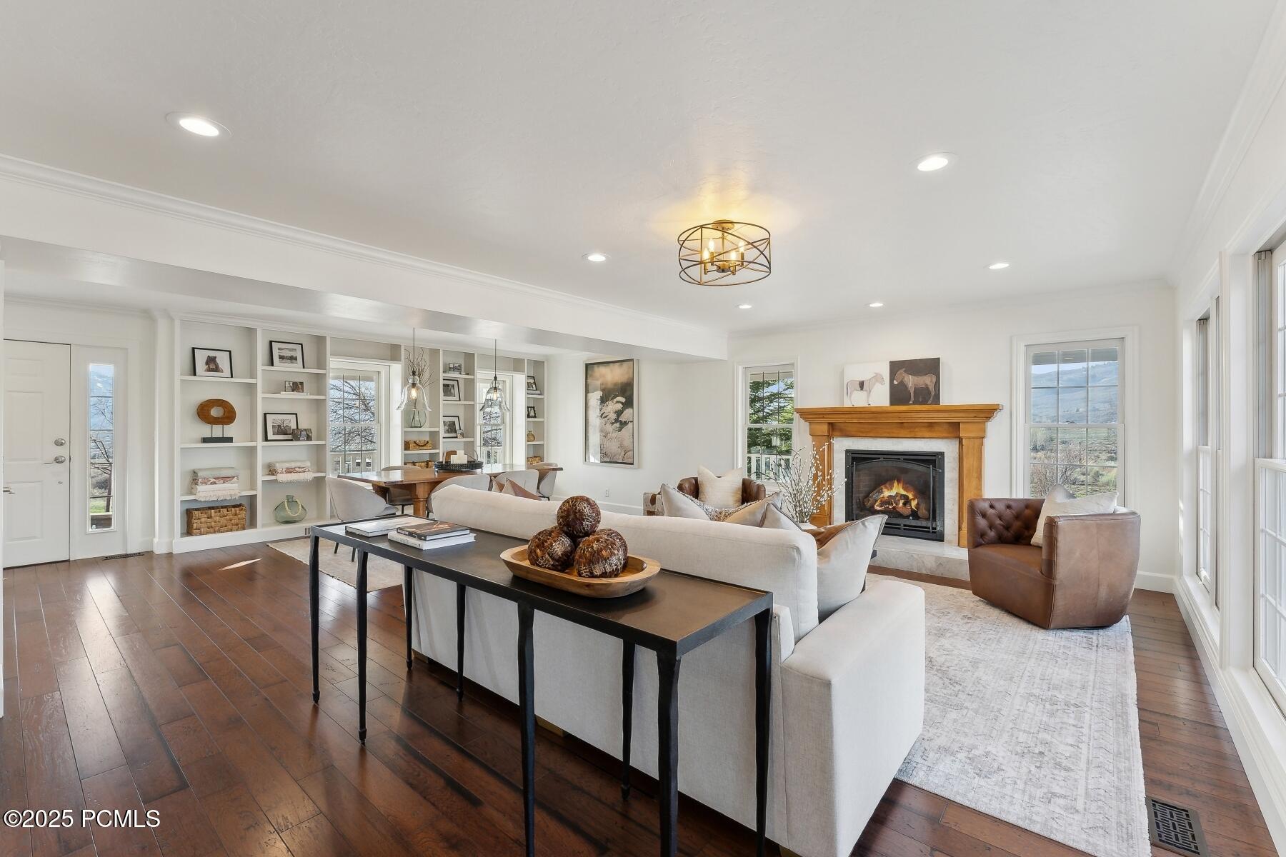 Park City, Utah 84098, United States, 4 Bedrooms Bedrooms, ,4 BathroomsBathrooms,Residential,Pending,109008