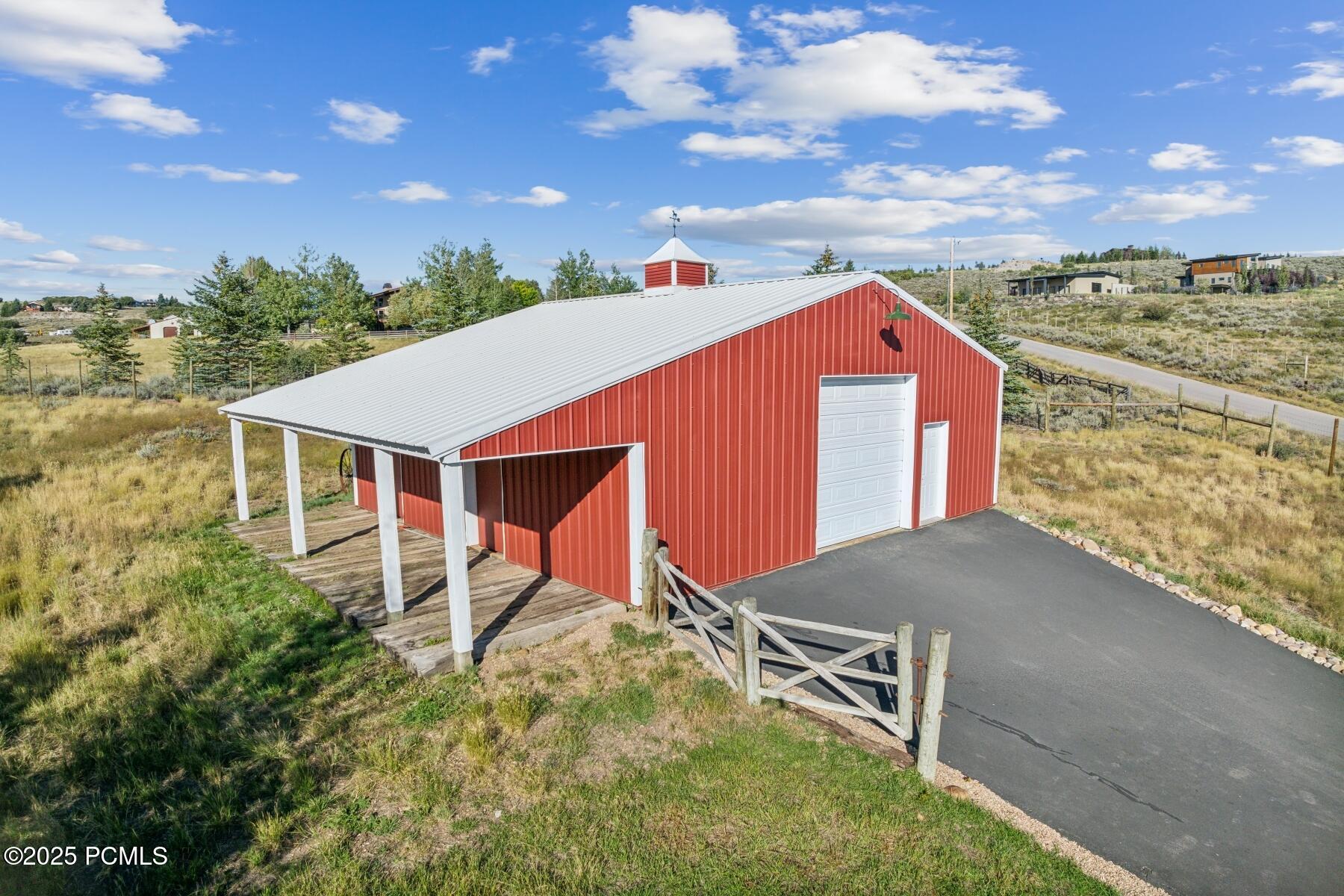 Park City, Utah 84098, United States, 4 Bedrooms Bedrooms, ,4 BathroomsBathrooms,Residential,Pending,109008